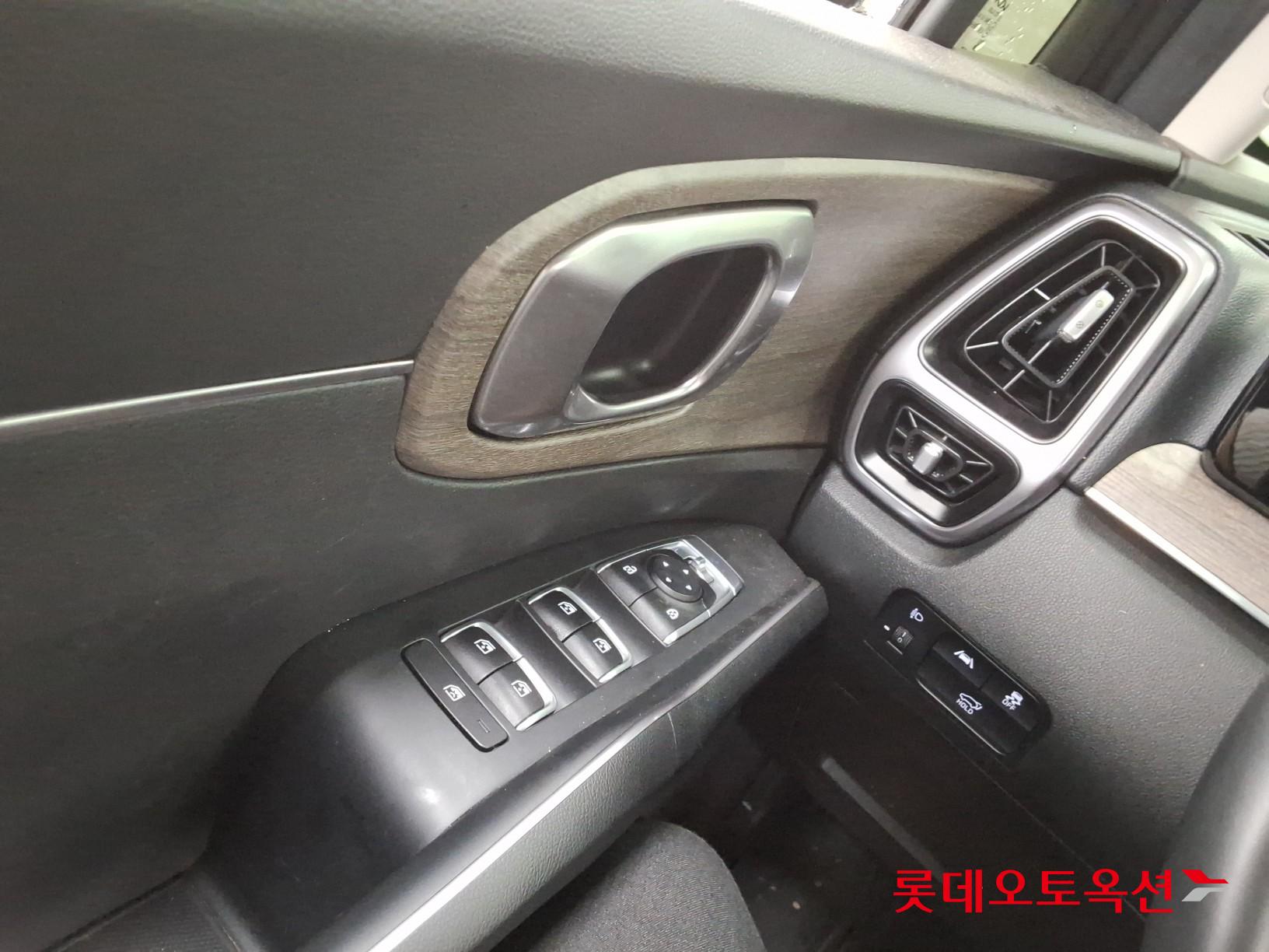 2023 - kia sorento