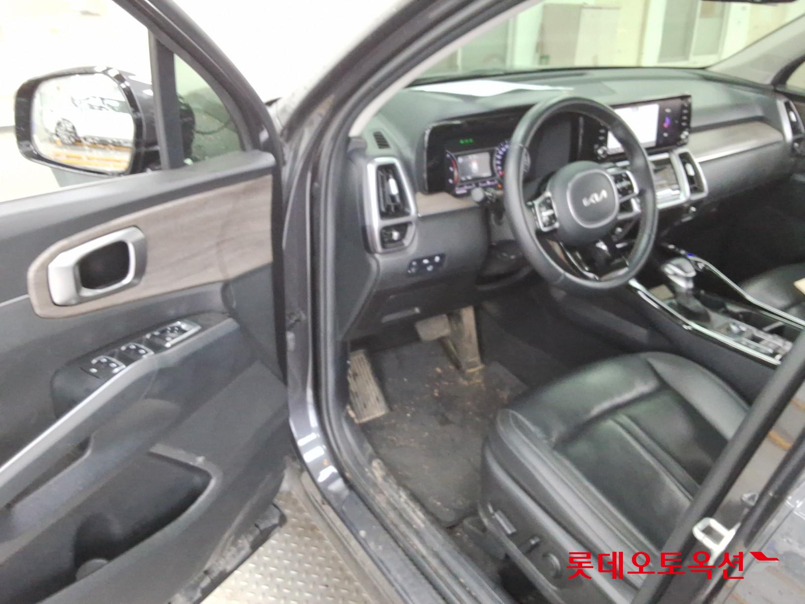 2023 - kia sorento