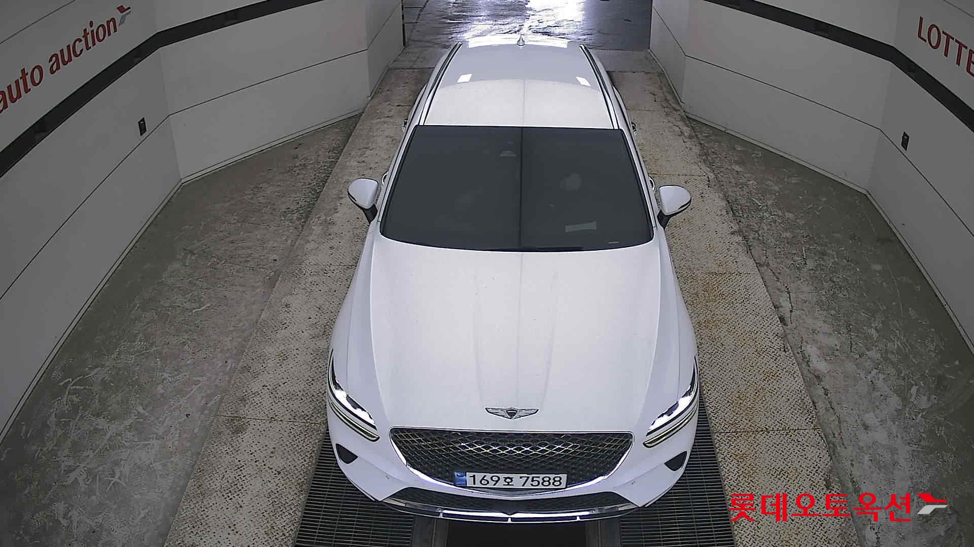 2023 - genesis gv70