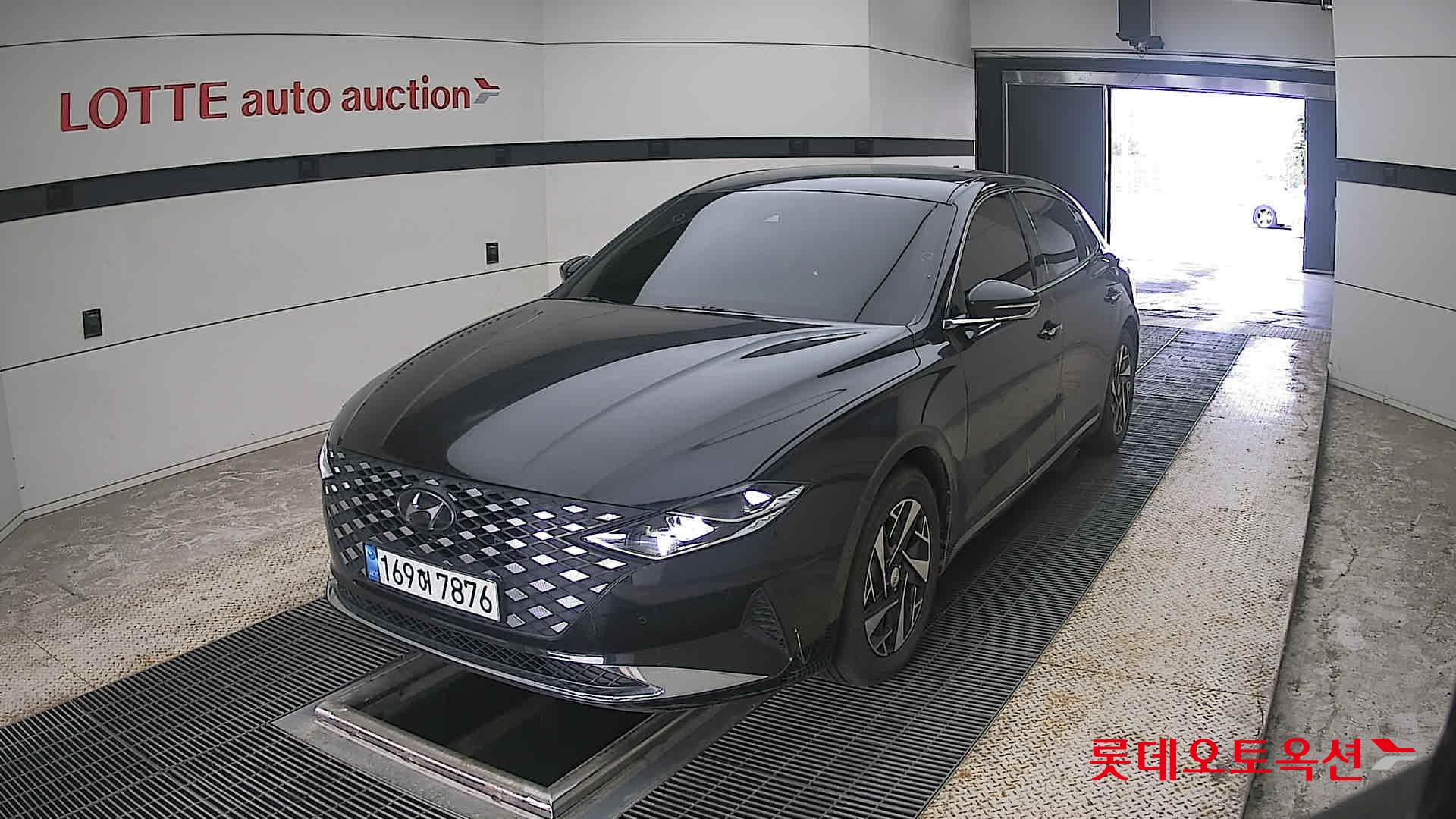 2022 - hyundai grandeur