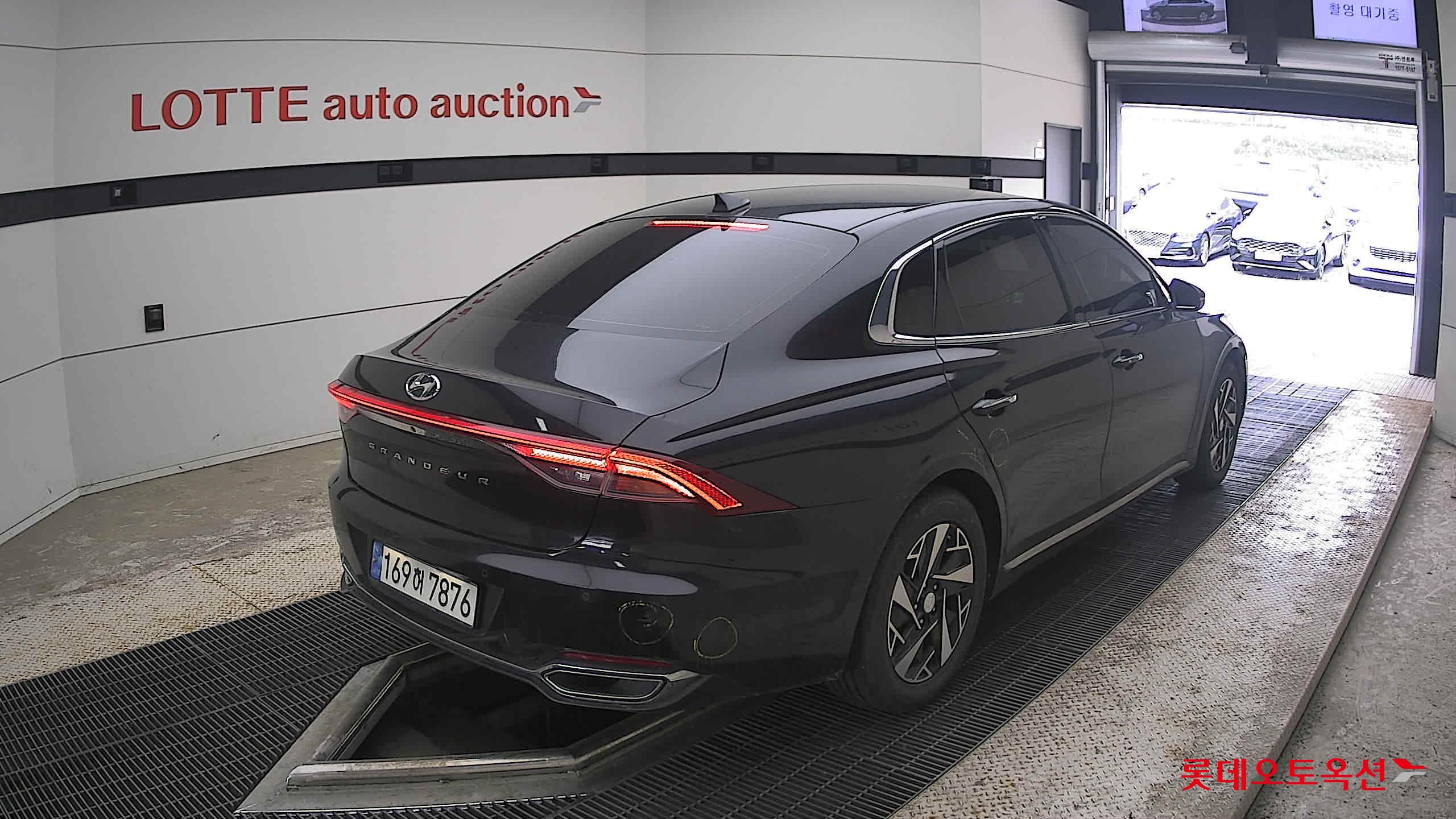 2022 - hyundai grandeur