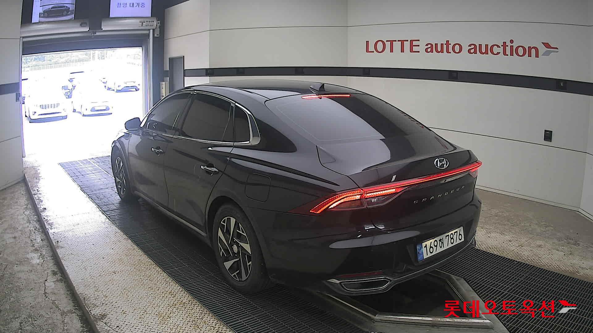 2022 - hyundai grandeur