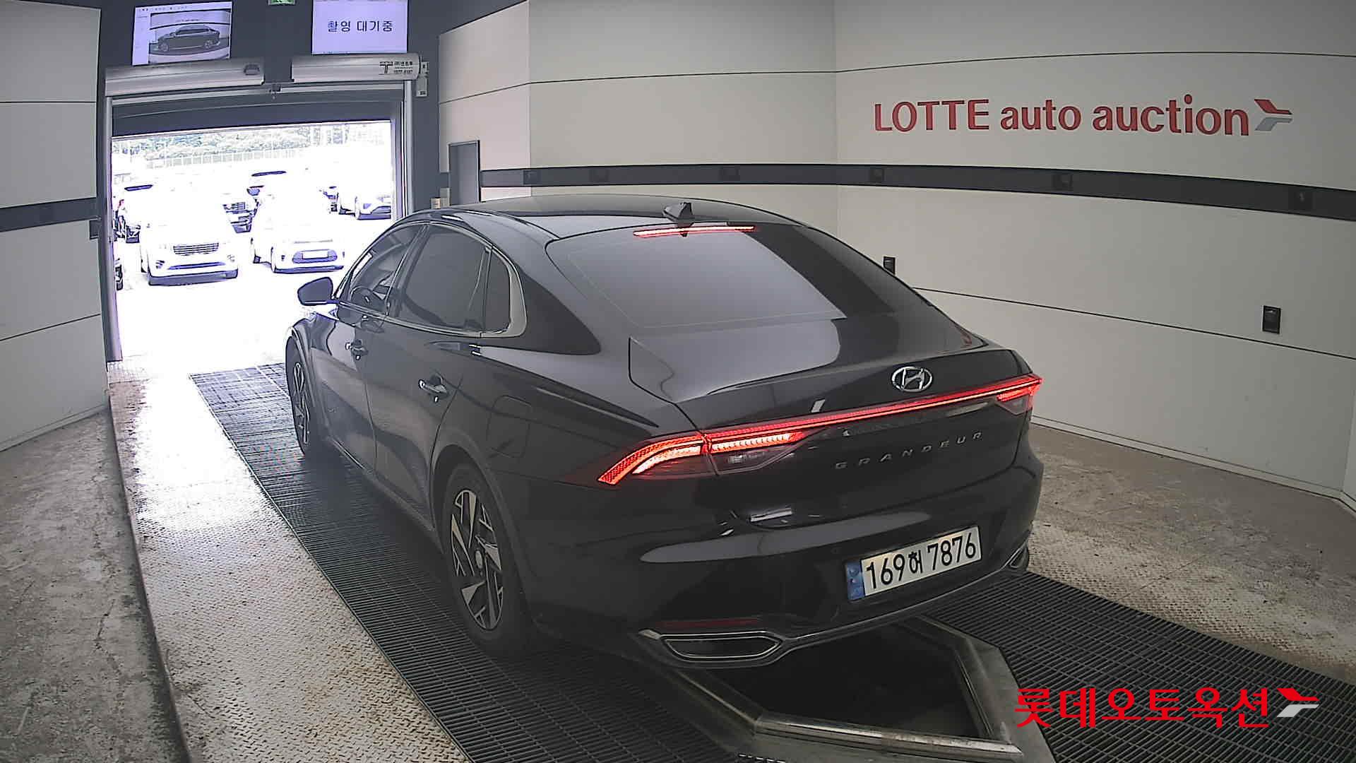 2022 - hyundai grandeur