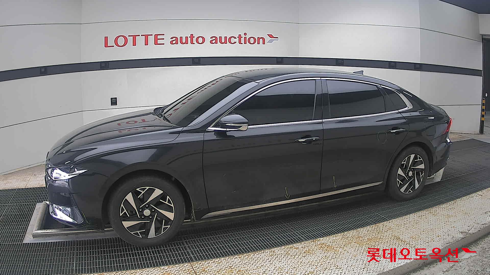 2022 - hyundai grandeur