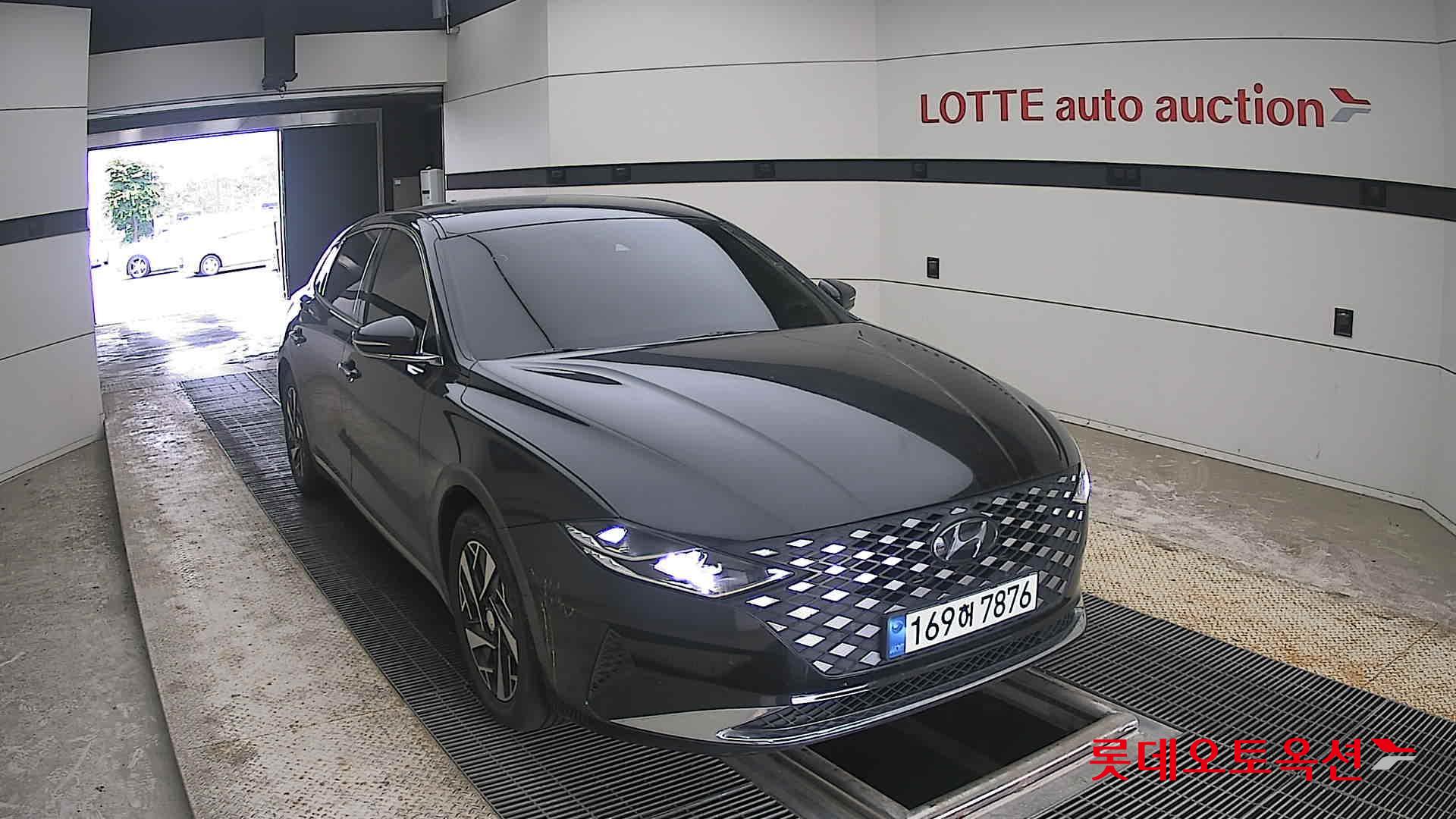 2022 - hyundai grandeur