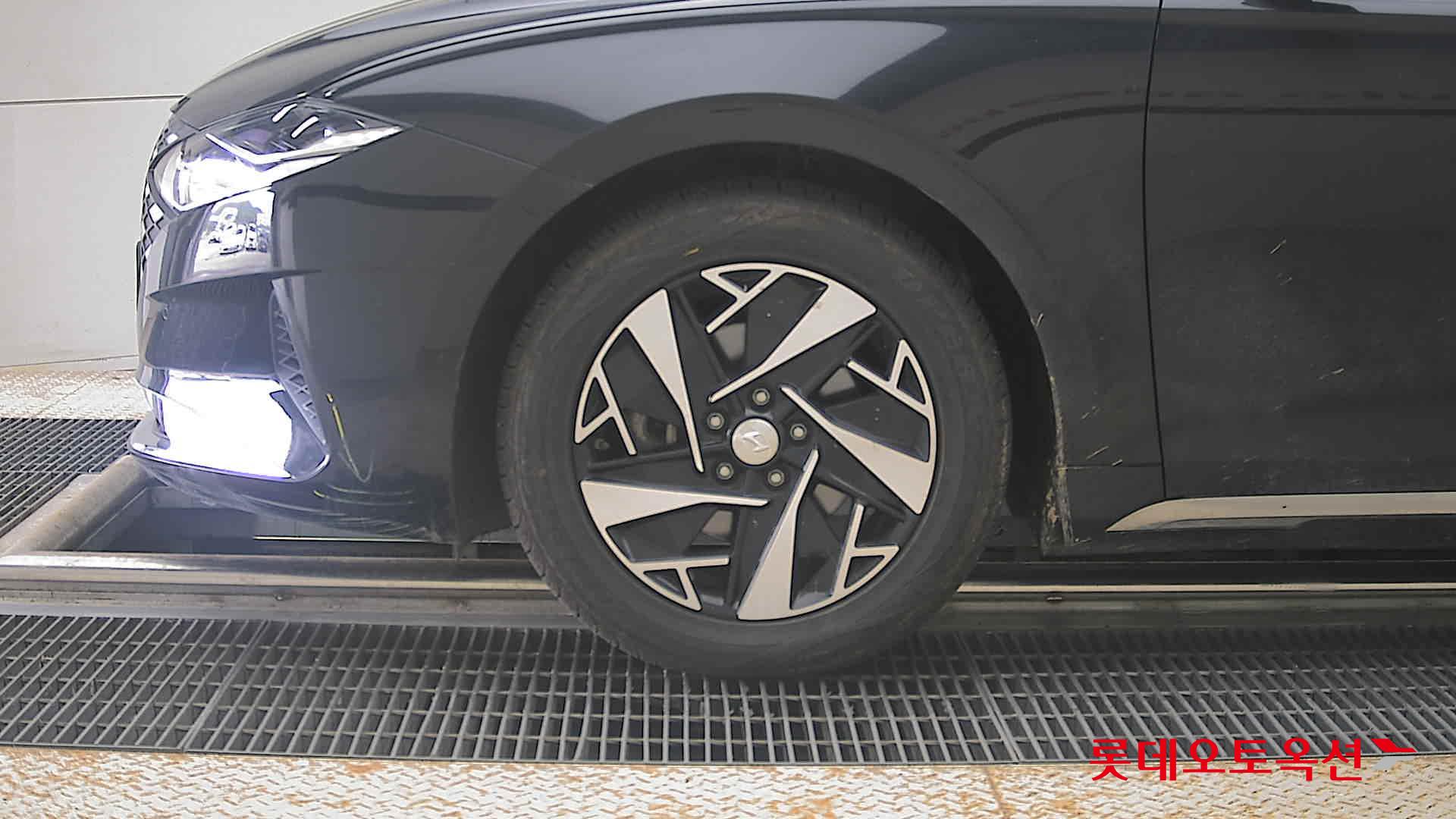 2022 - hyundai grandeur