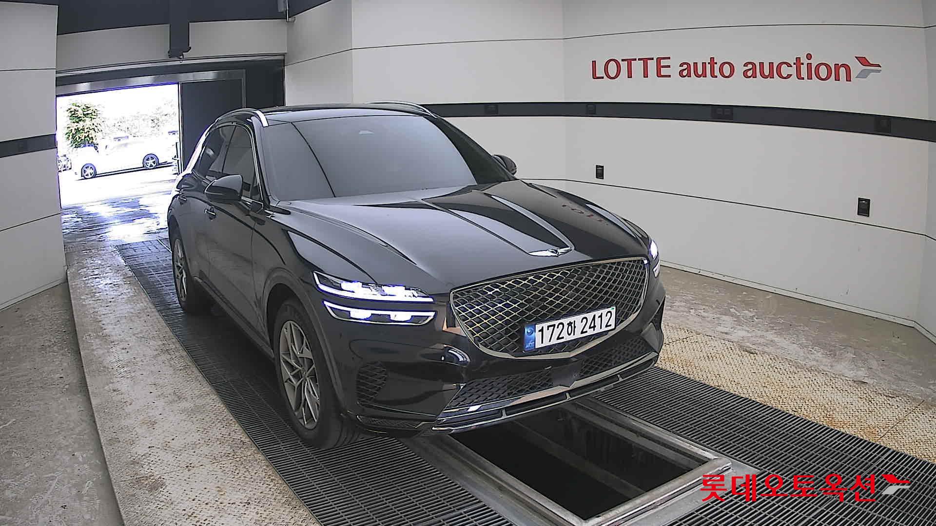 2023 - genesis gv70