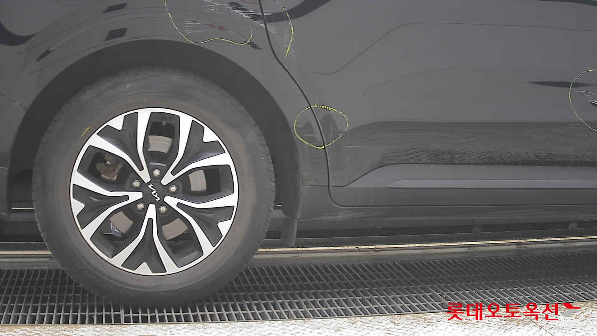 2023 - kia carnival