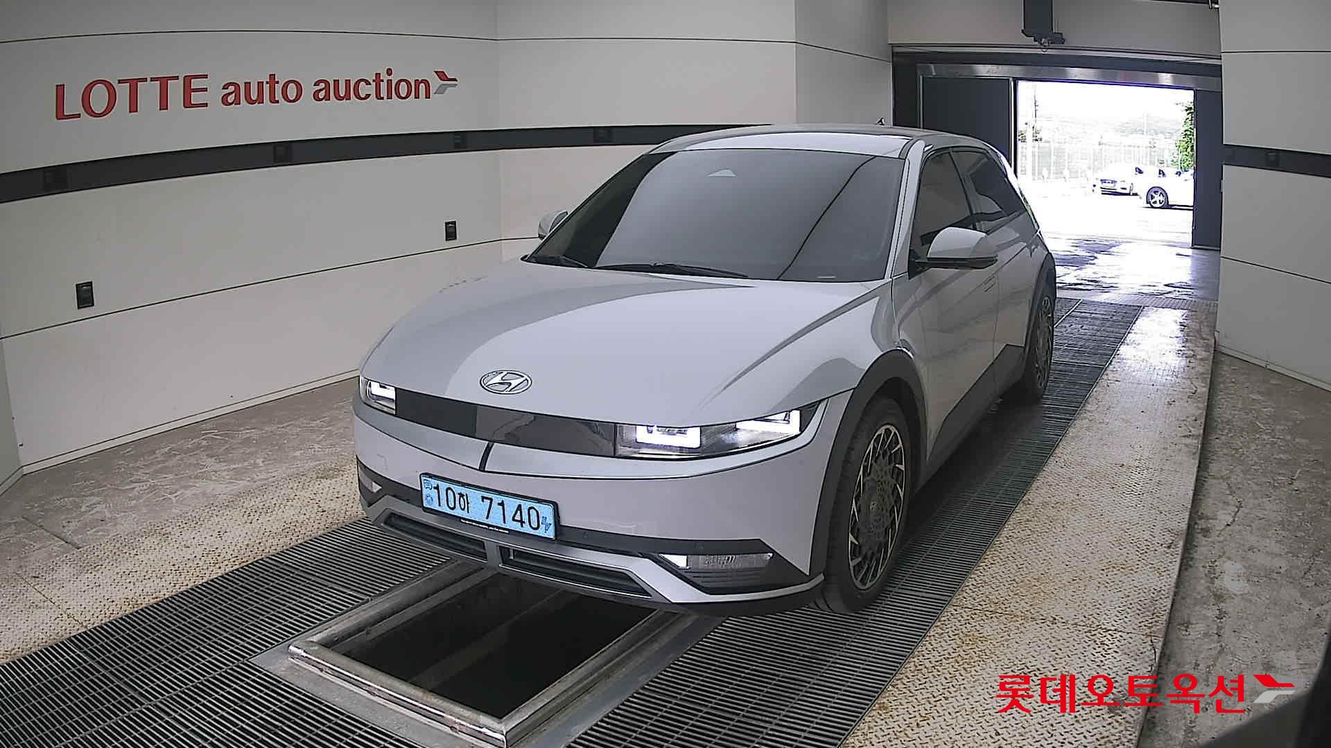 2023 - hyundai ioniq