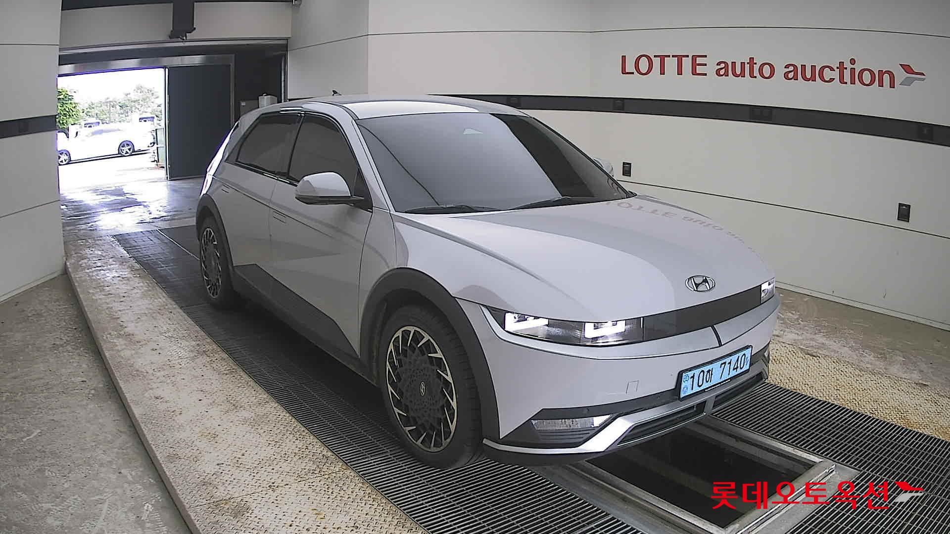 2023 - hyundai ioniq