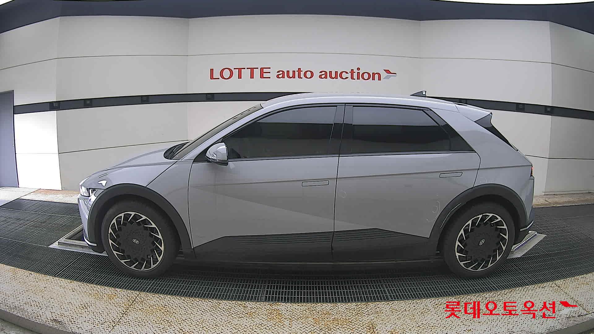 2023 - hyundai ioniq