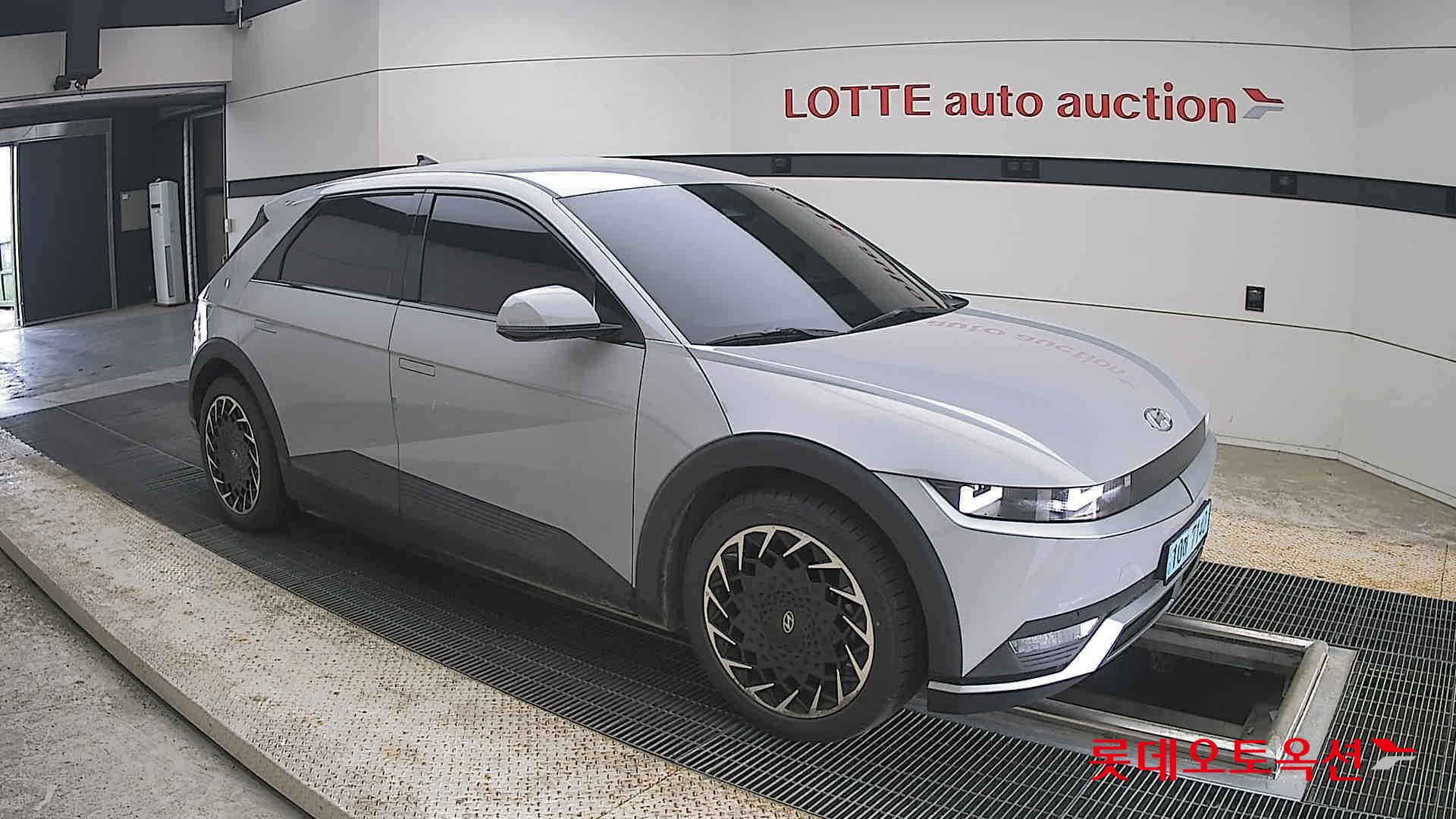 2023 - hyundai ioniq