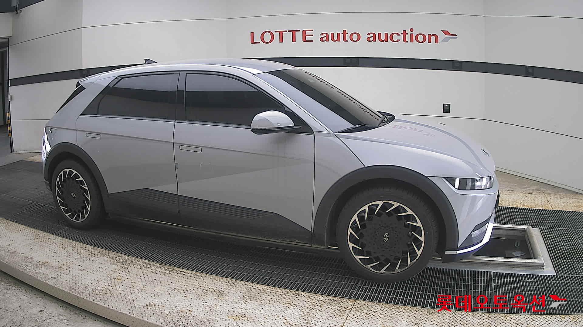 2023 - hyundai ioniq