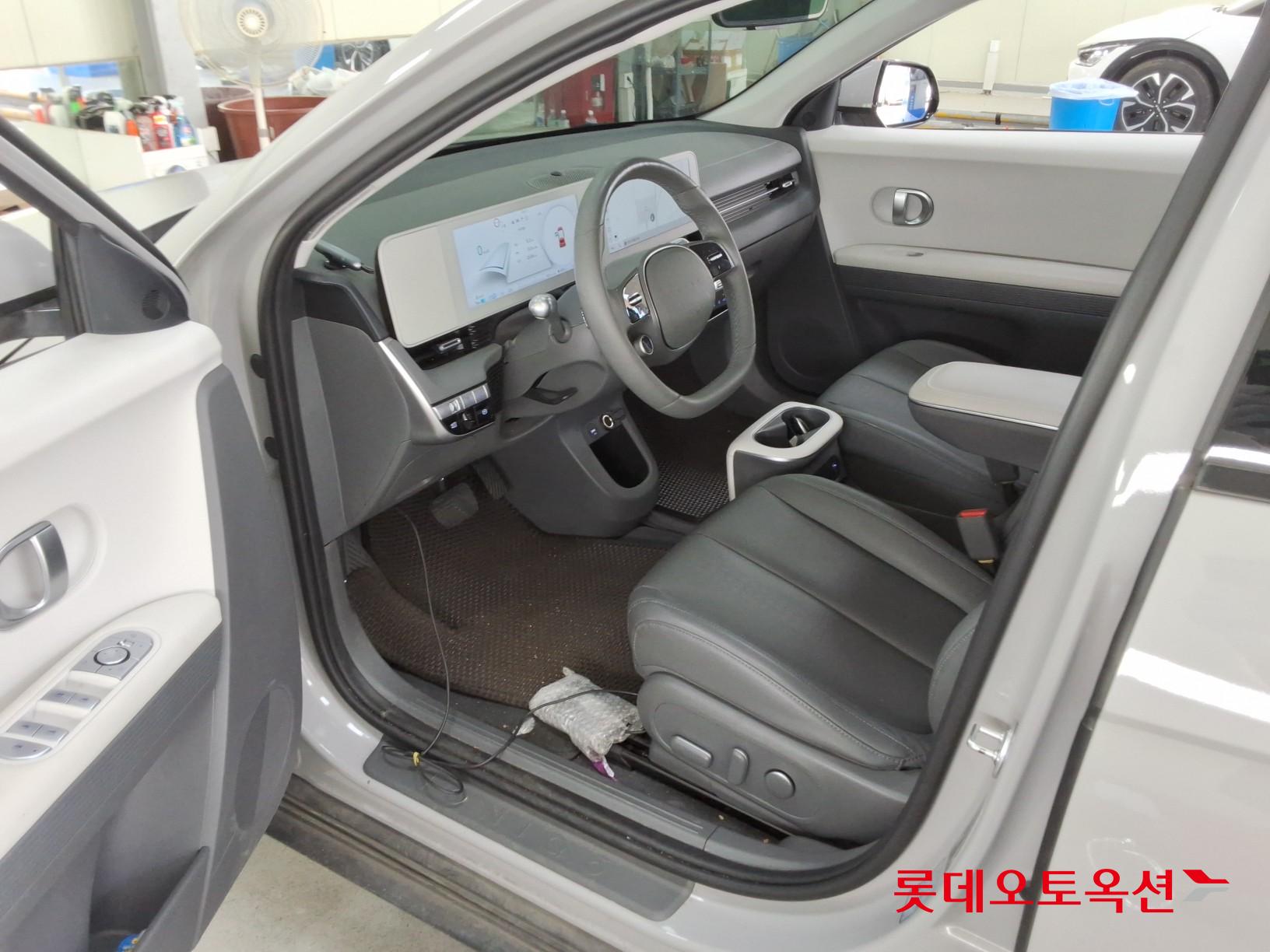 2023 - hyundai ioniq