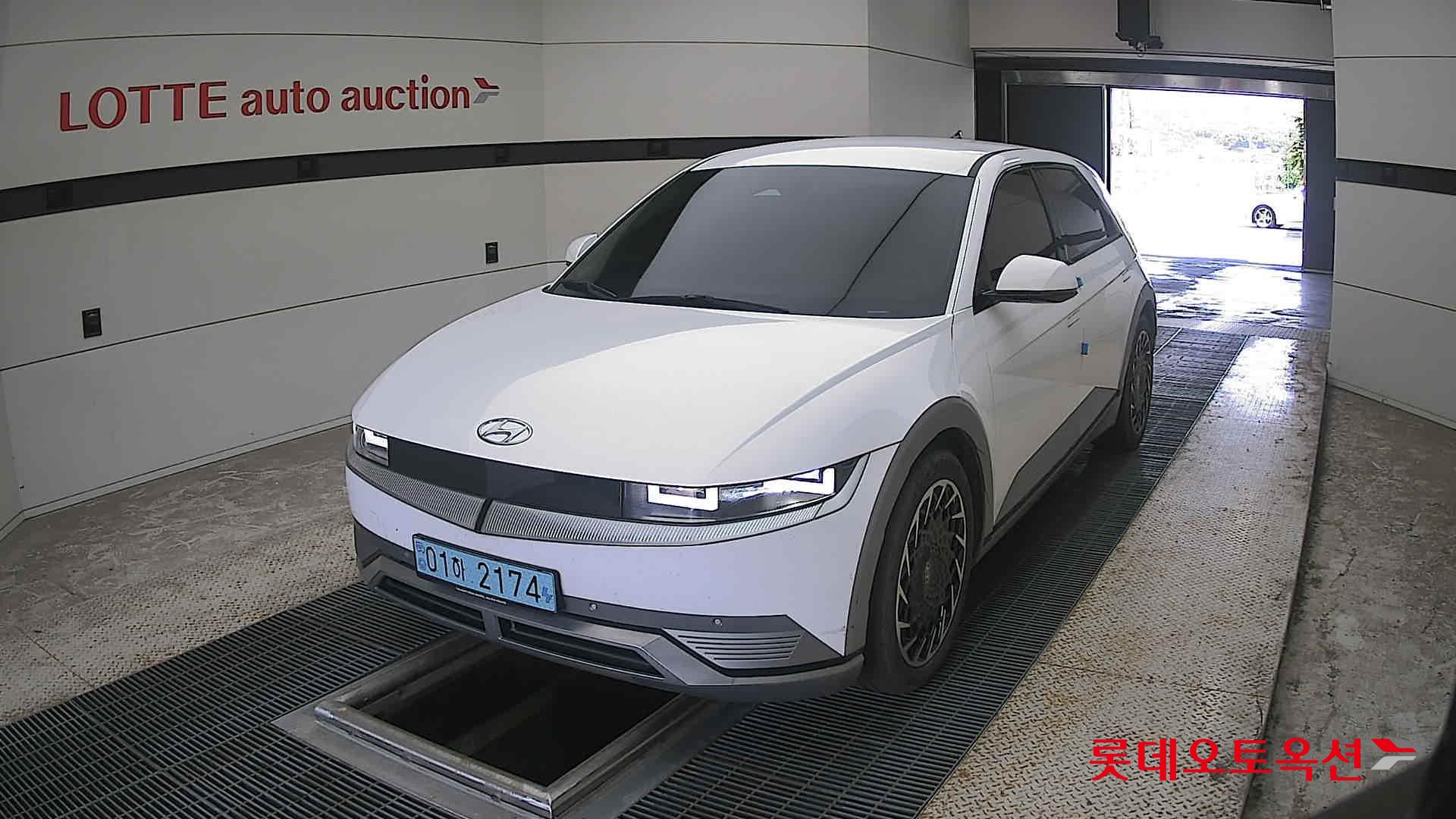 2022 - hyundai ioniq