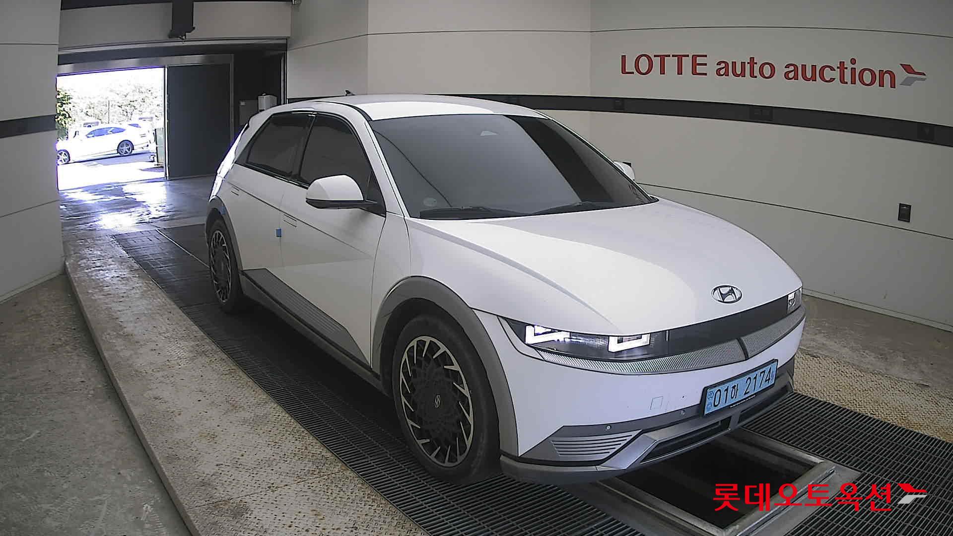 2022 - hyundai ioniq