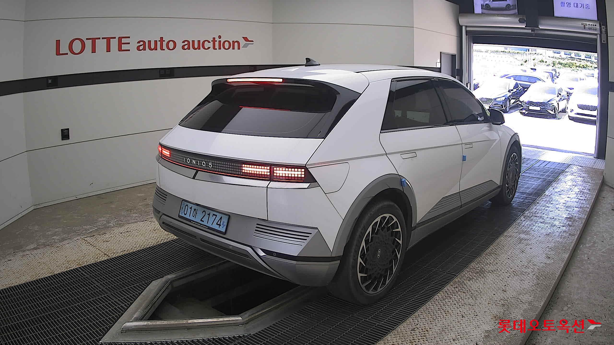 2022 - hyundai ioniq