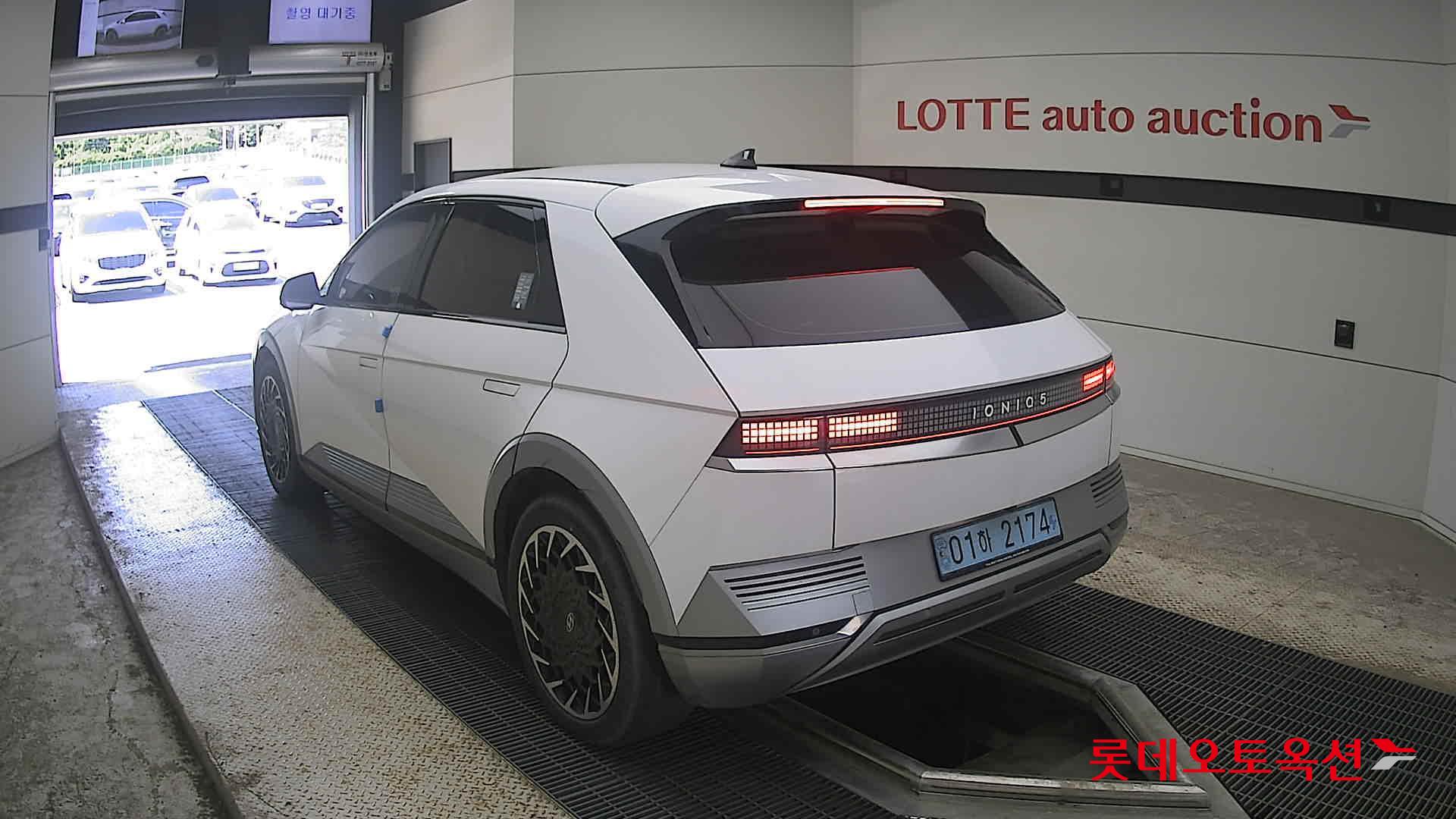 2022 - hyundai ioniq