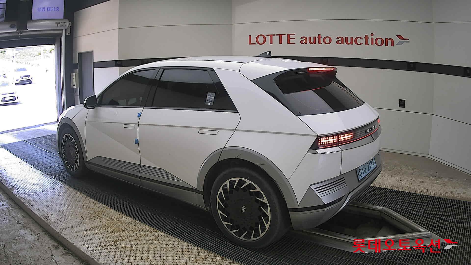 2022 - hyundai ioniq