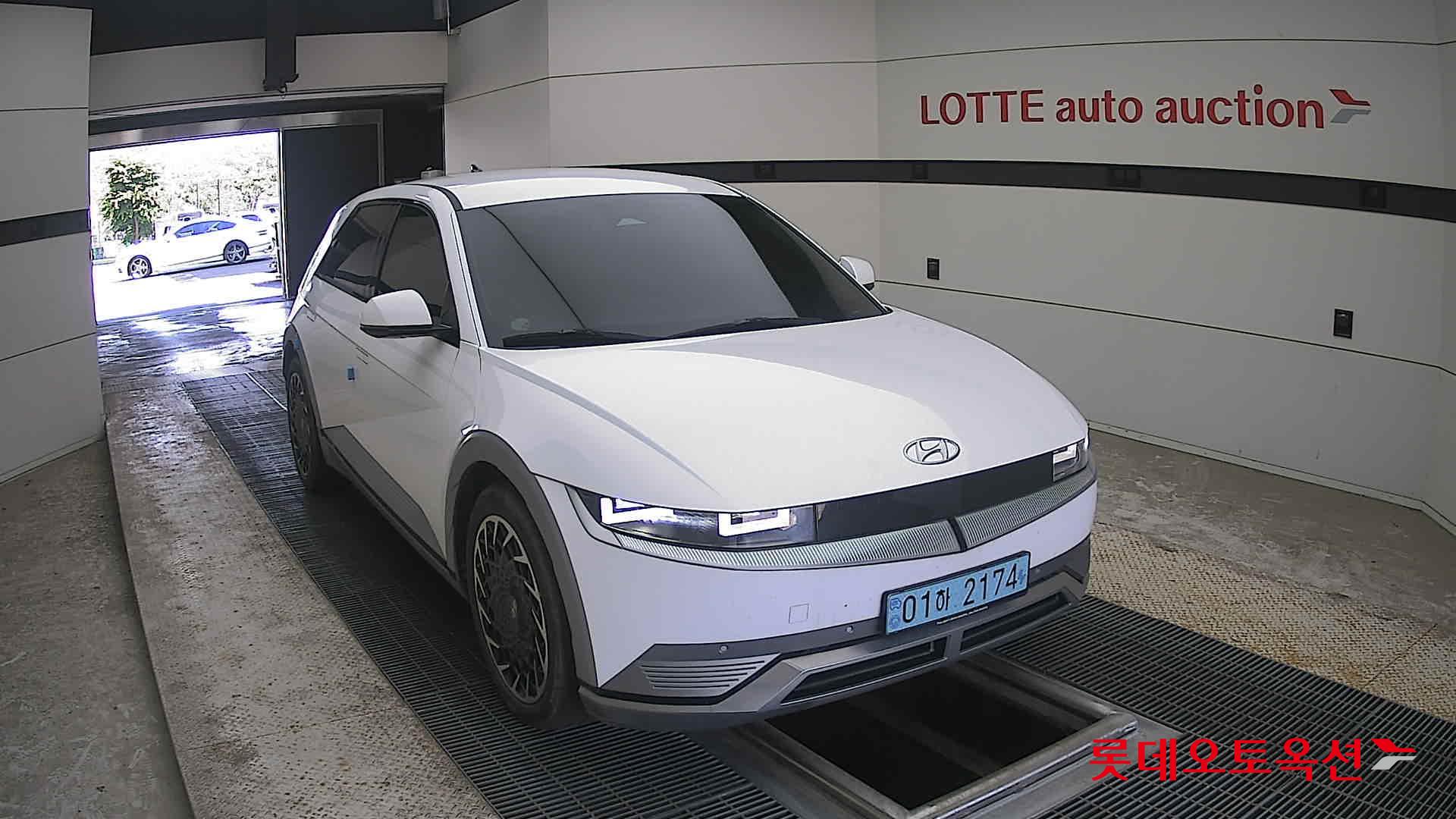 2022 - hyundai ioniq