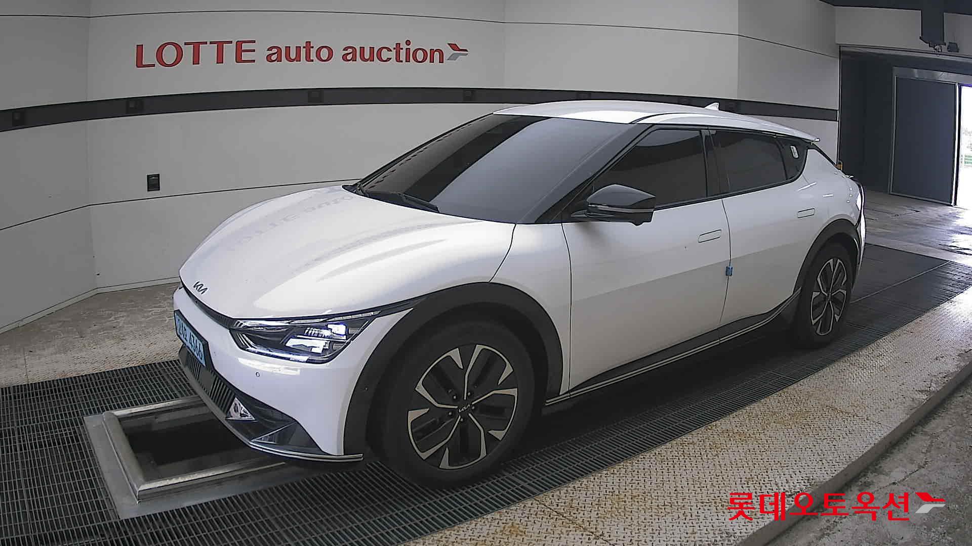 2023 - kia ev6