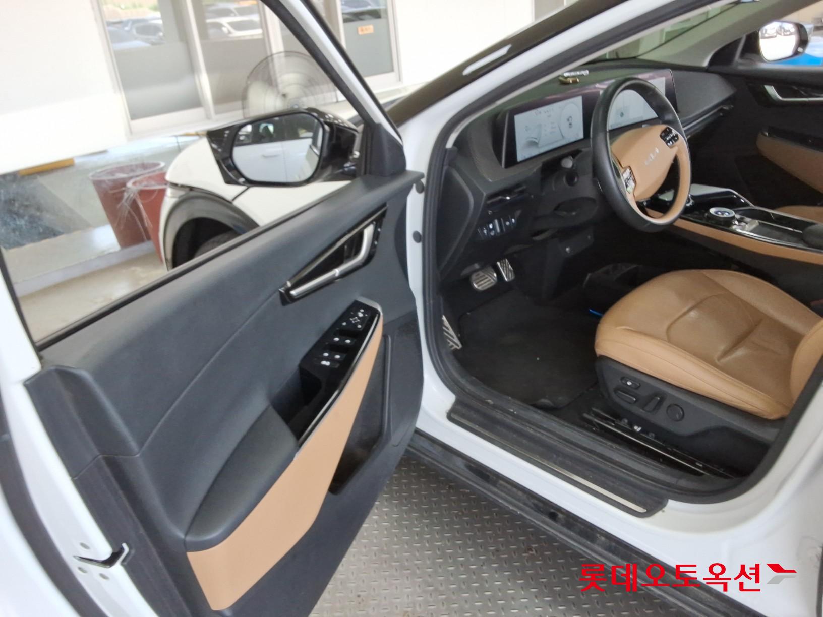 2023 - kia ev6