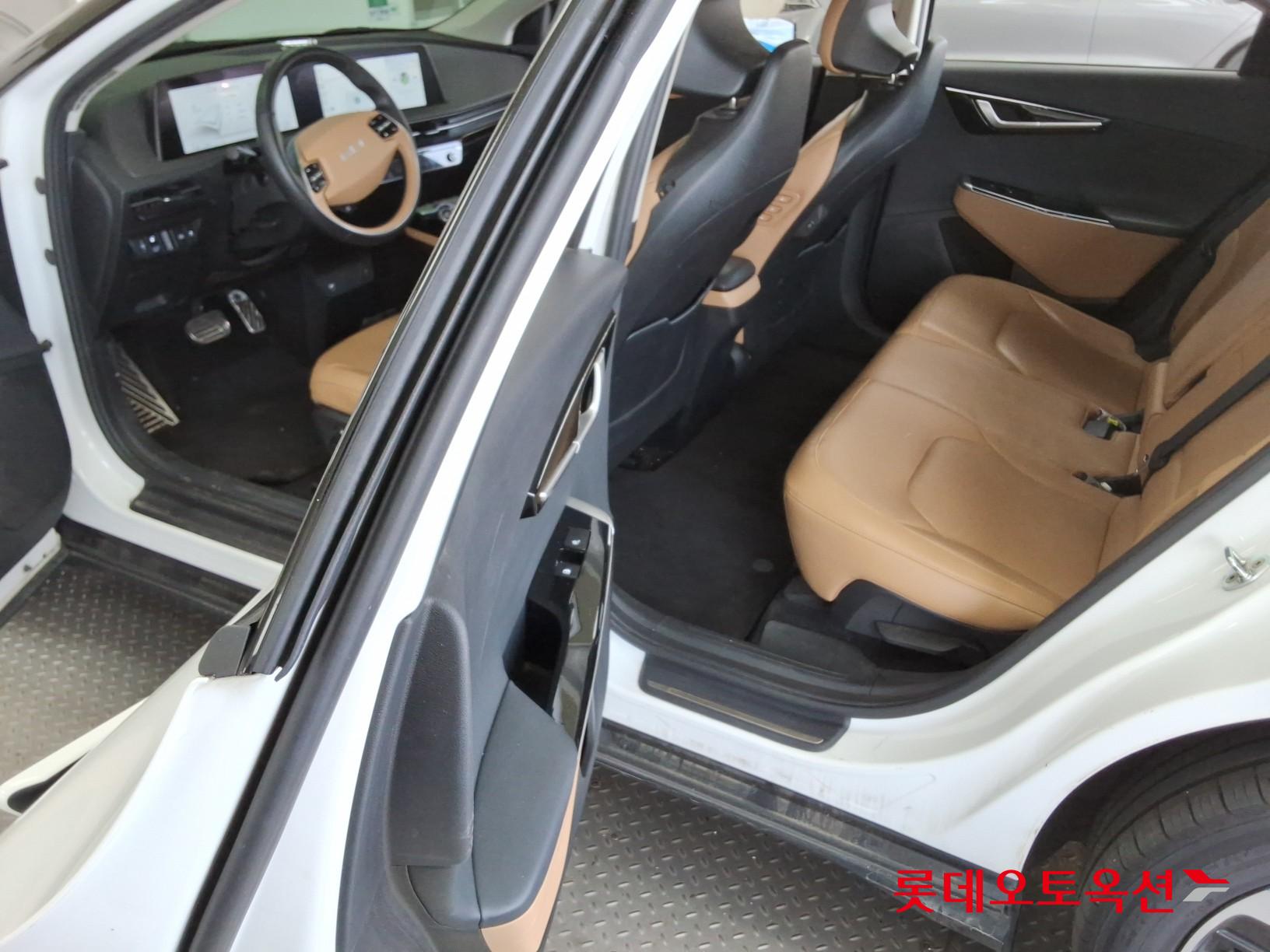 2023 - kia ev6