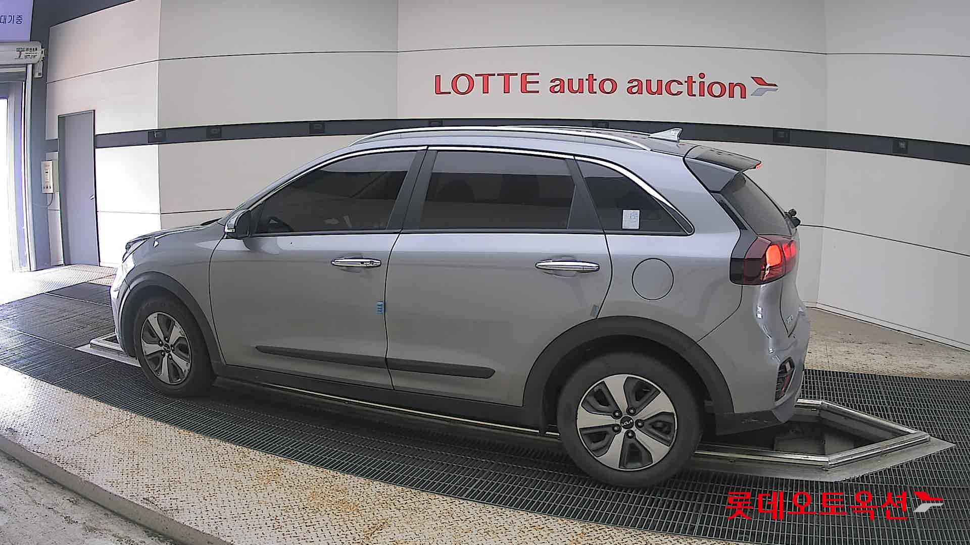 2022 - kia niro