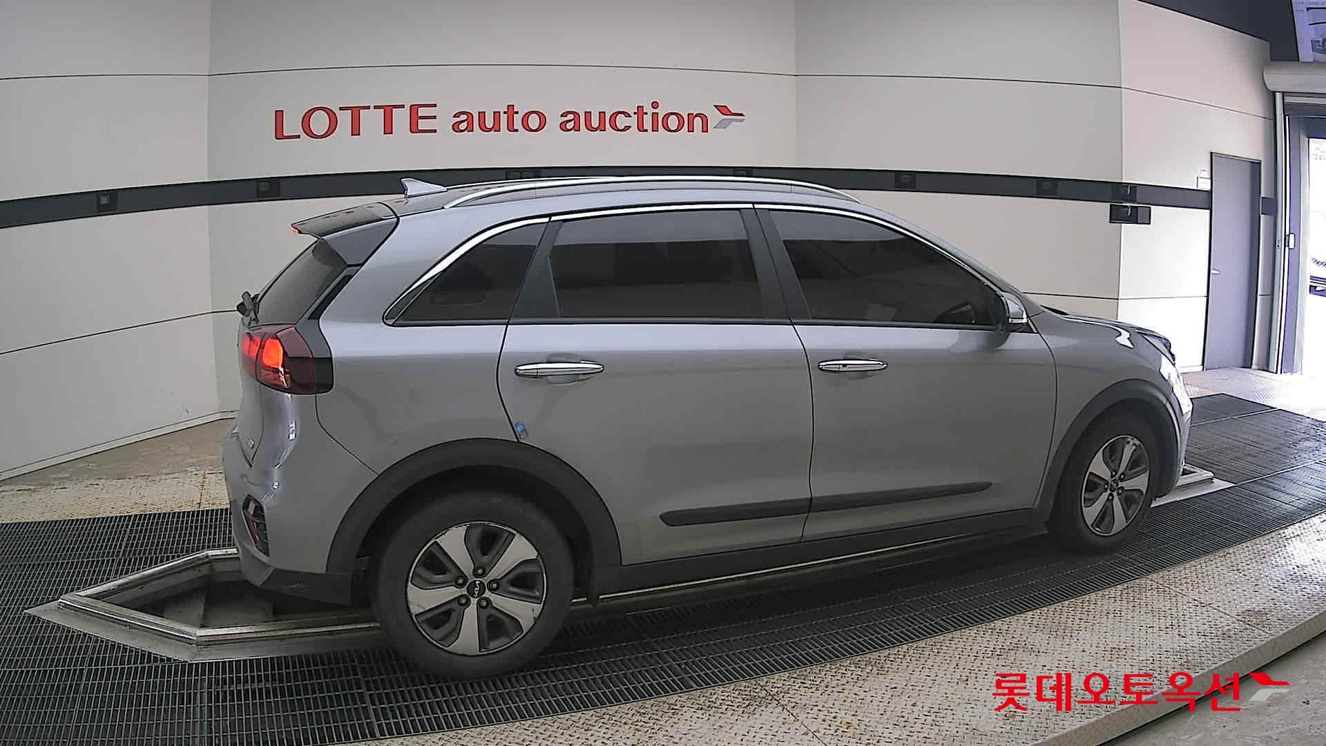 2022 - kia niro