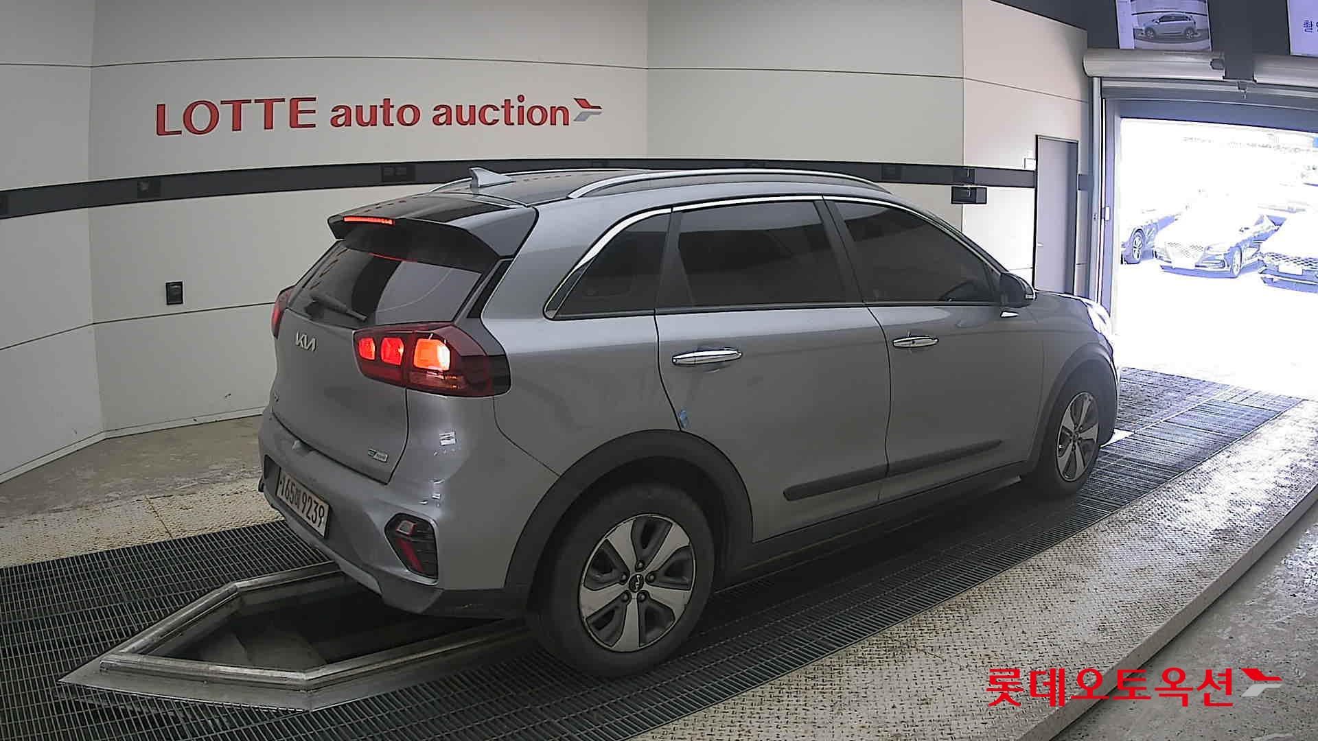 2022 - kia niro