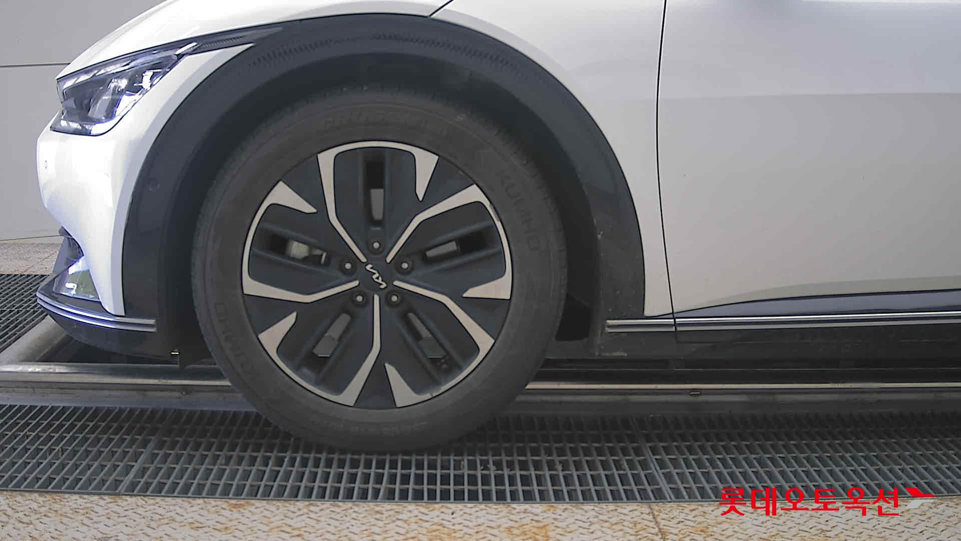 2022 - kia ev6