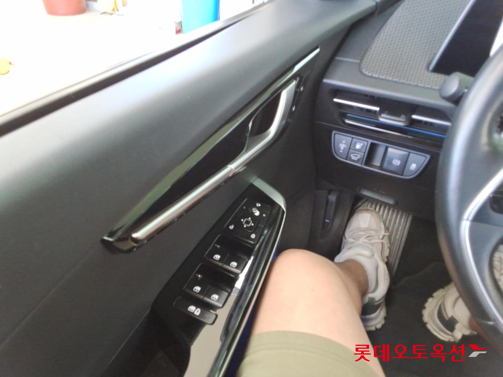 2022 - kia ev6