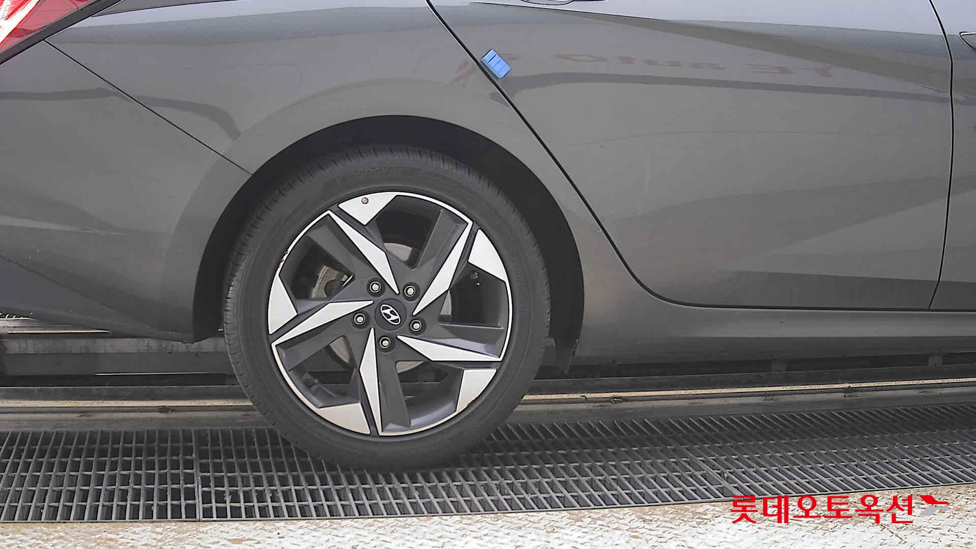 2023 - hyundai avante