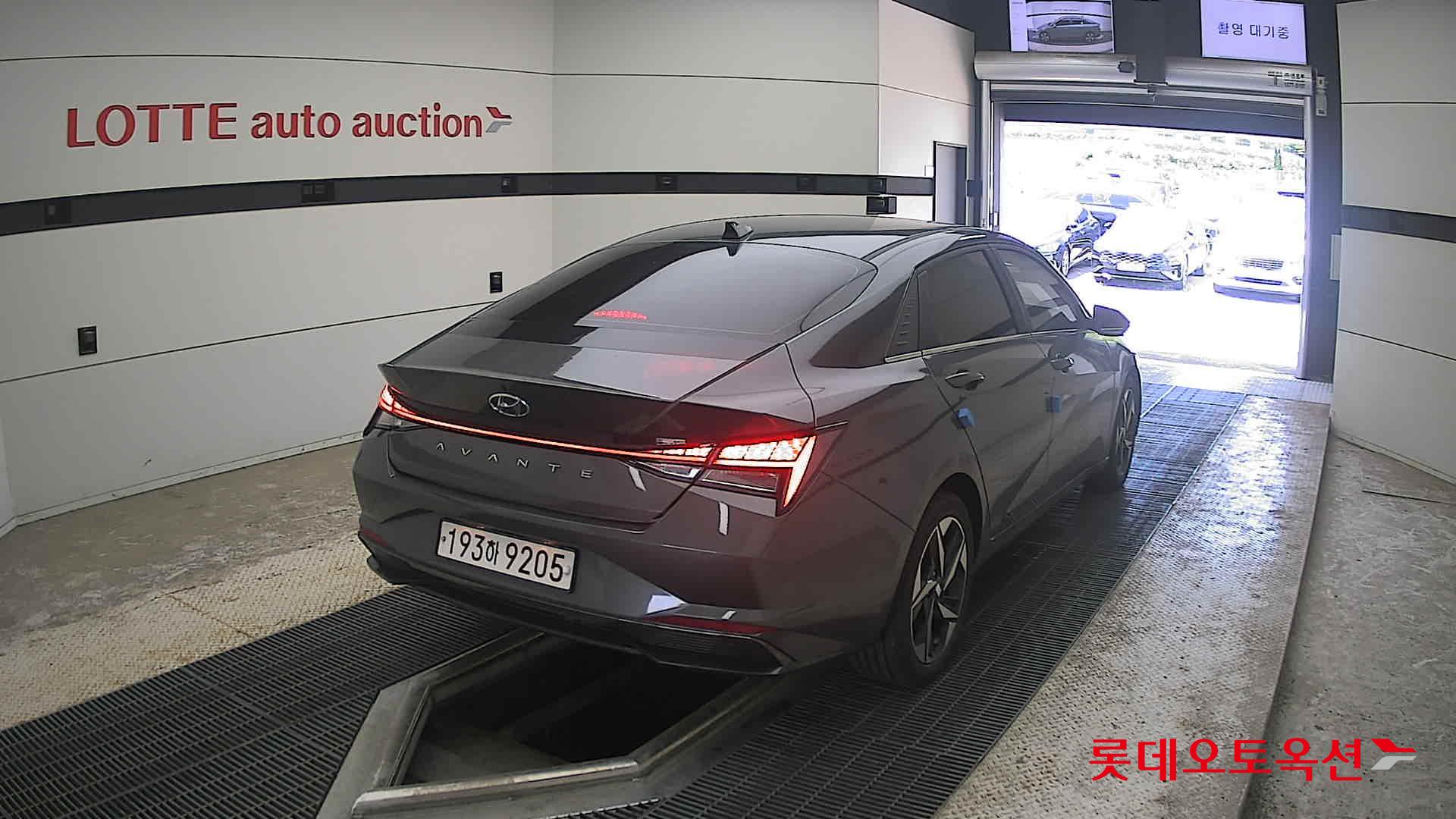 2023 - hyundai avante