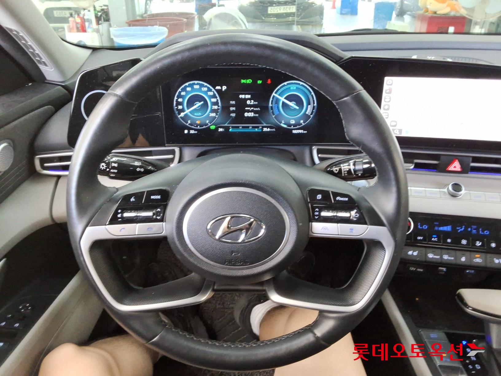 2023 - hyundai avante