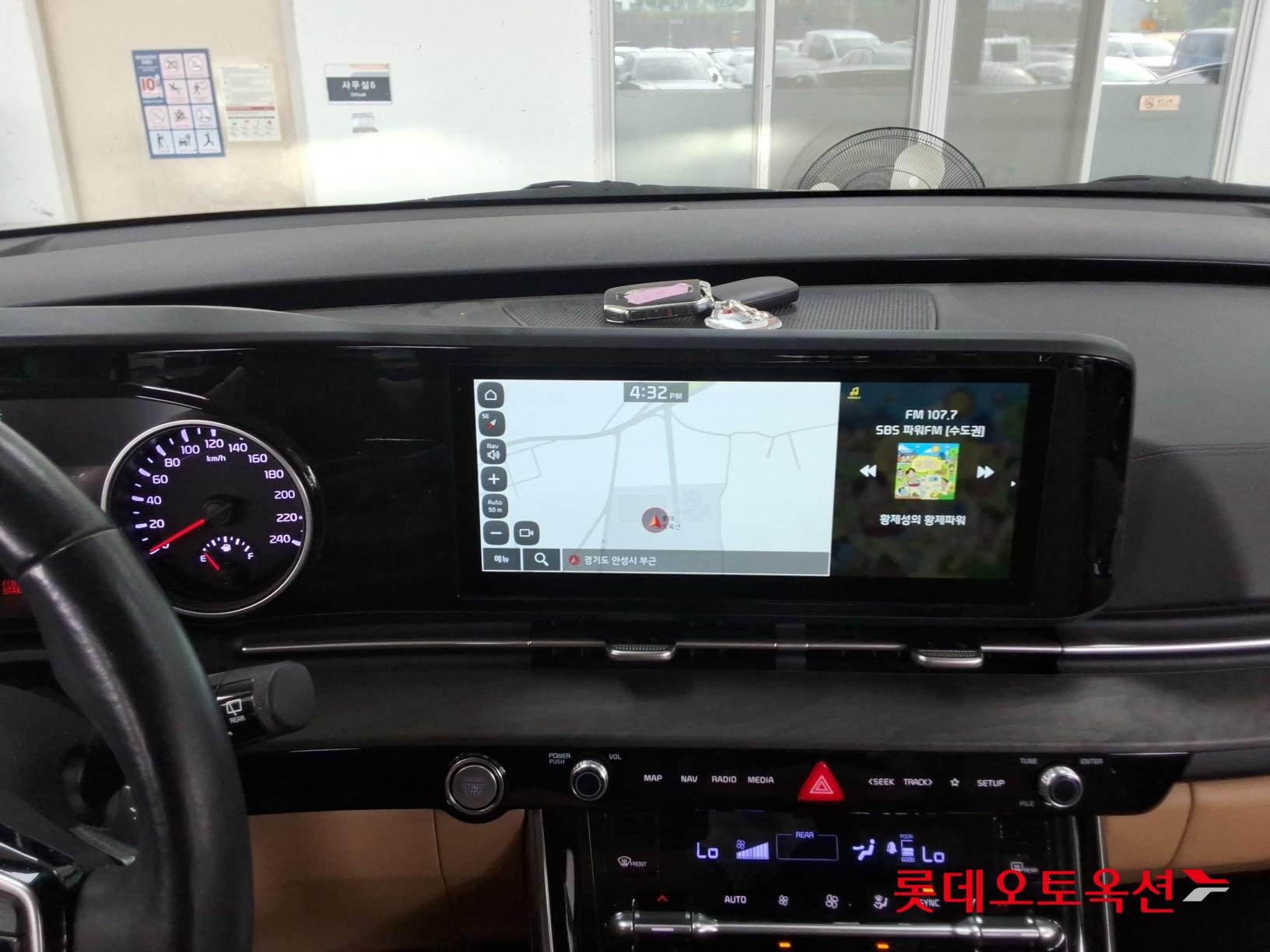 2022 - kia carnival