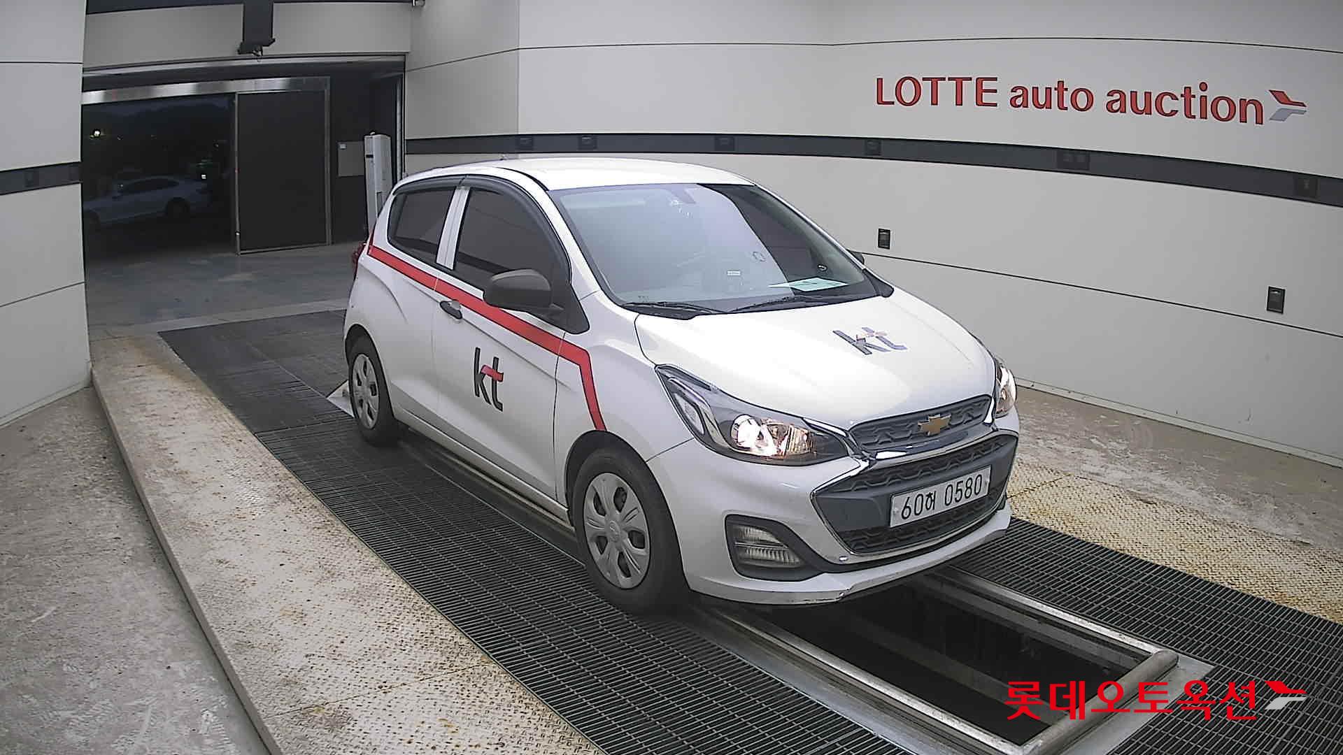 2019 - chevrolet spark