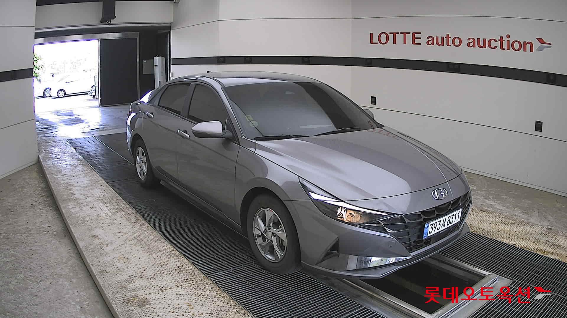 Hyundai Elantra - 6