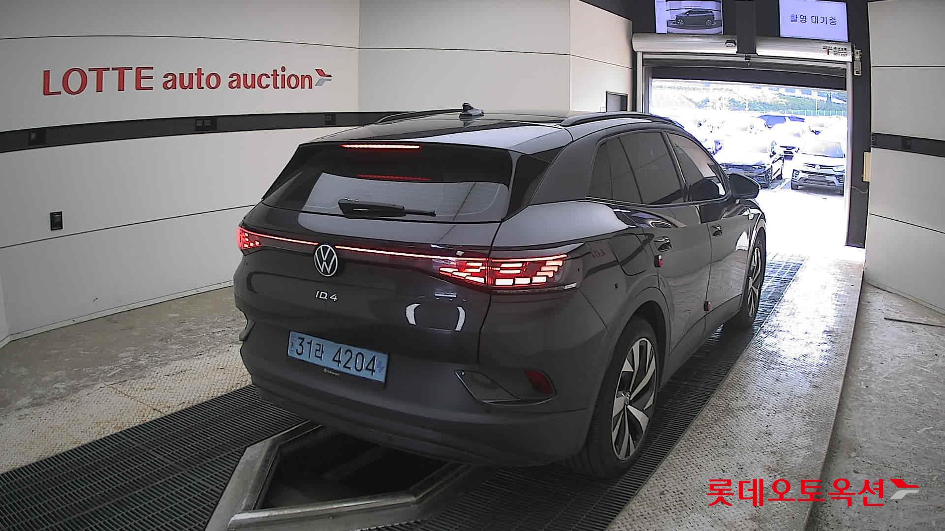Volkswagen ID.4 - 18