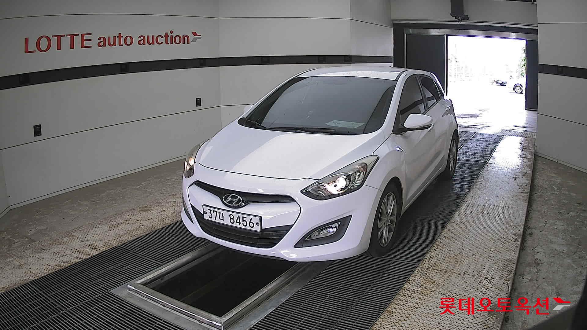 Hyundai i30 - 10