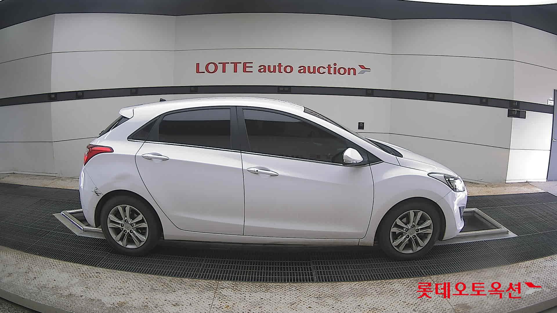 Hyundai i30 - 21