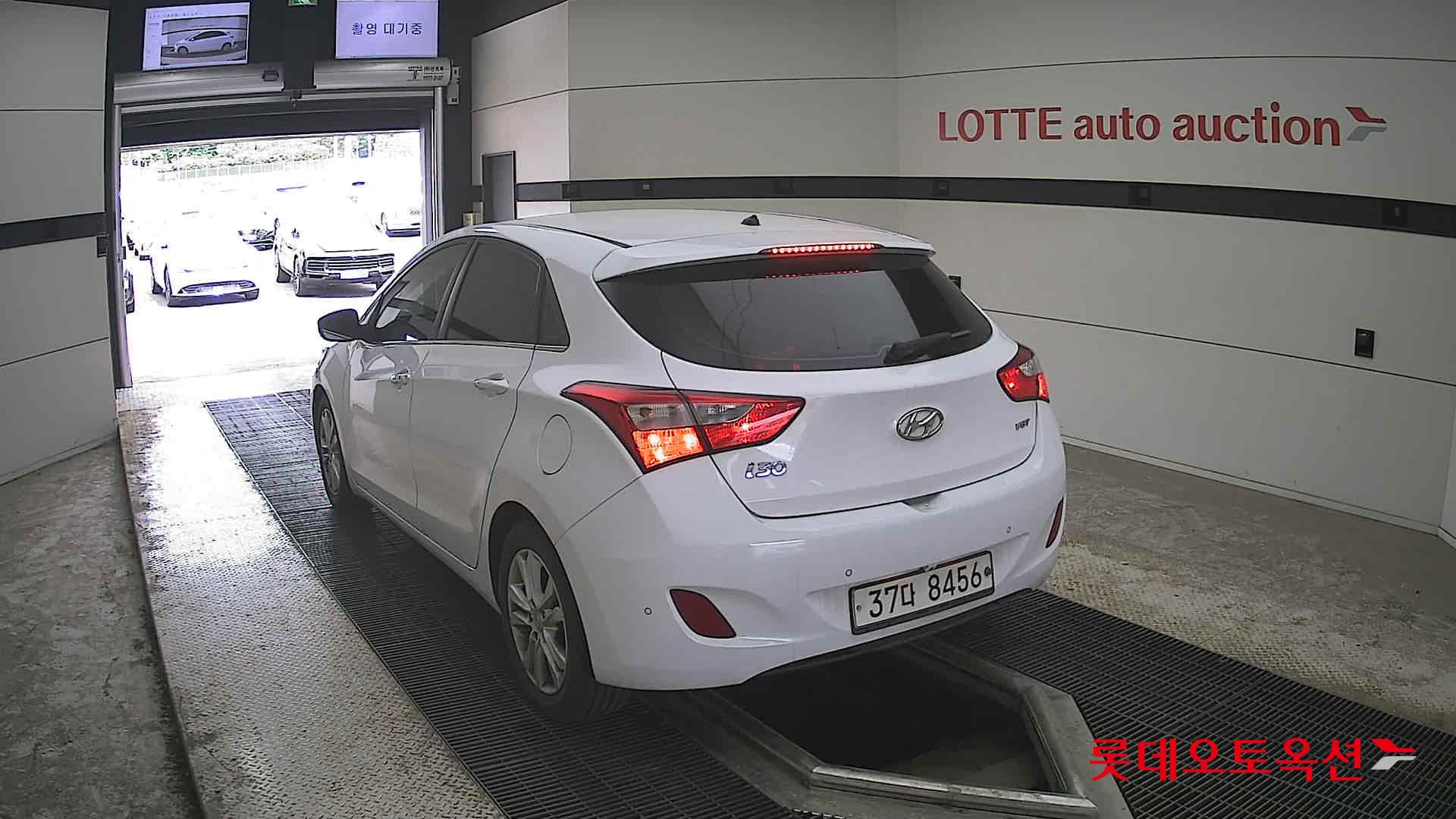 Hyundai i30 - 16