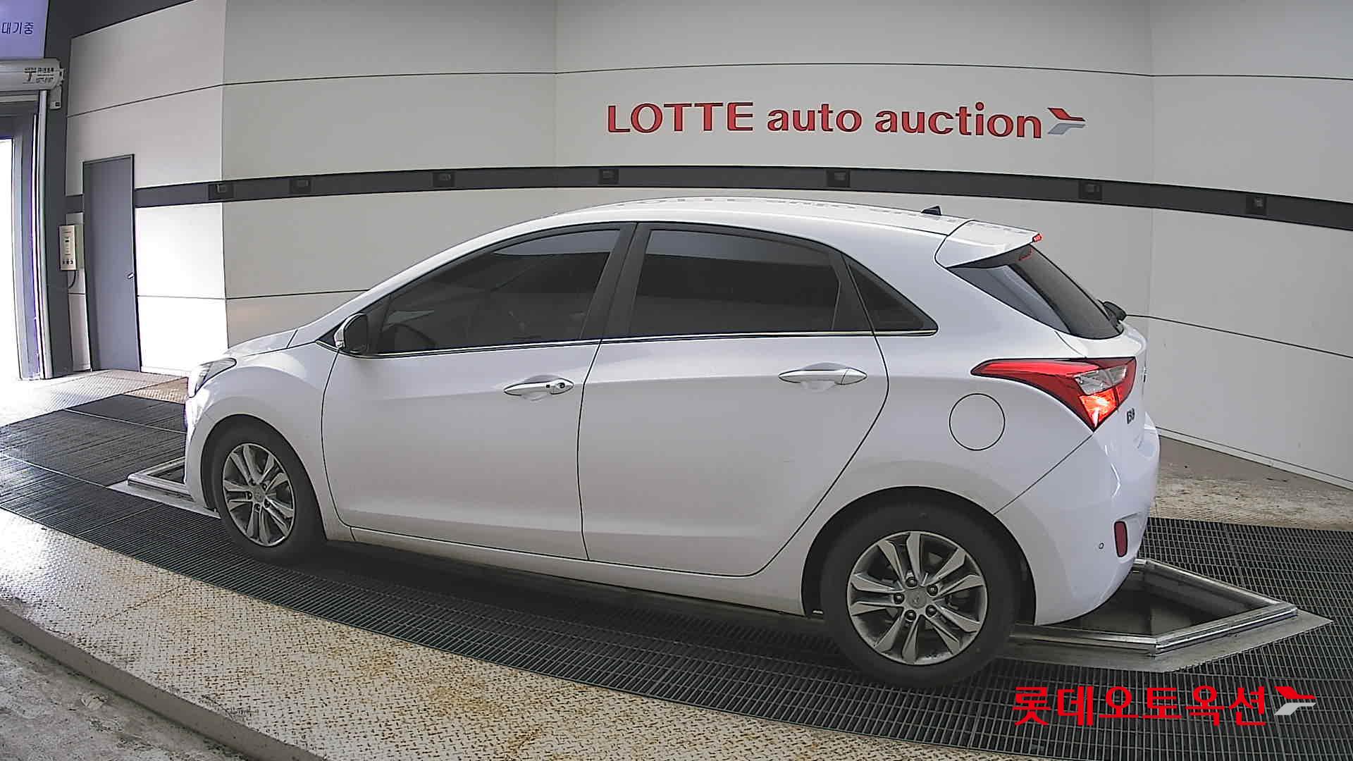 Hyundai i30 - 14