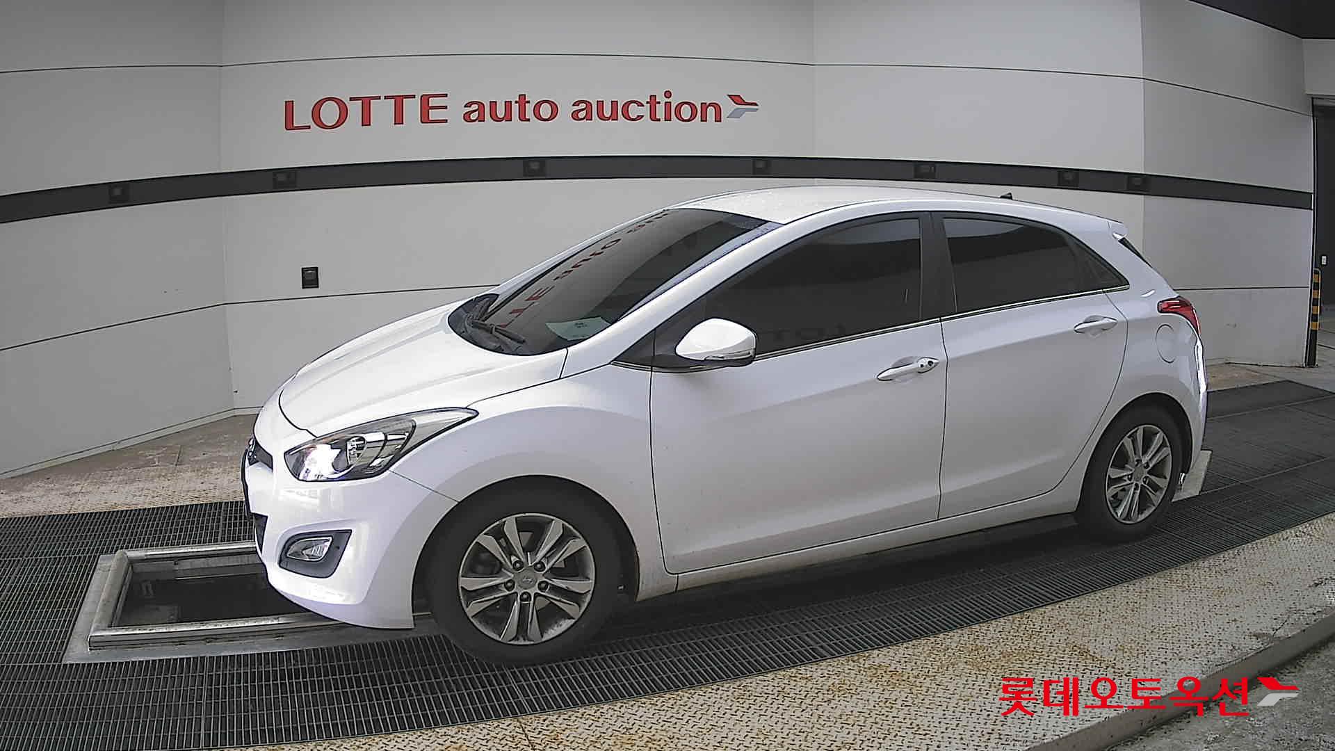 Hyundai i30 - 12