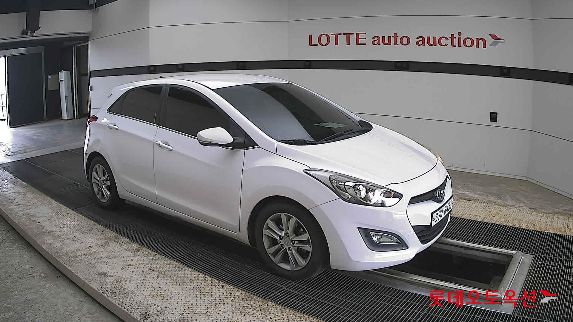 Hyundai i30 - 23