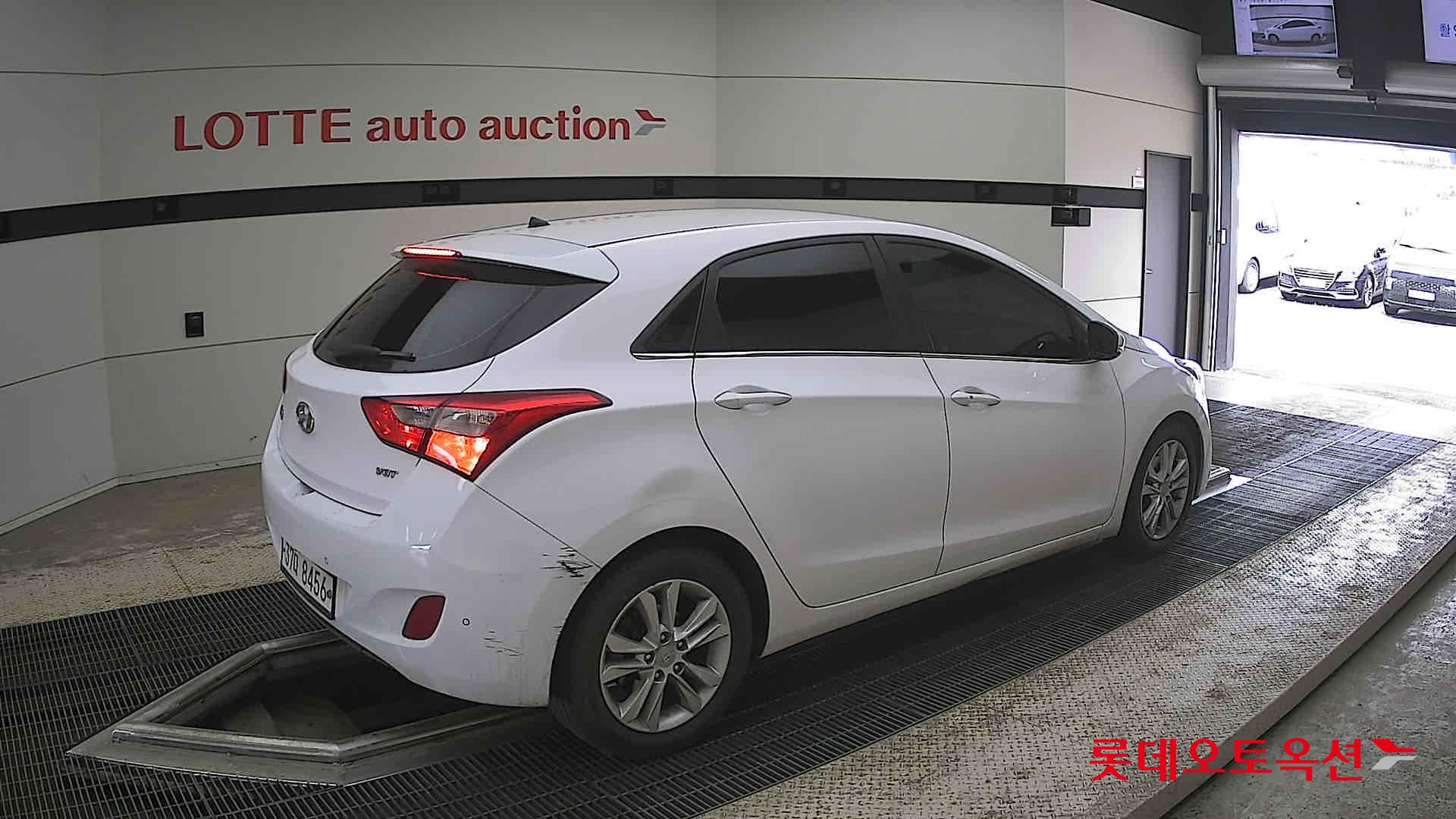 Hyundai i30 - 19