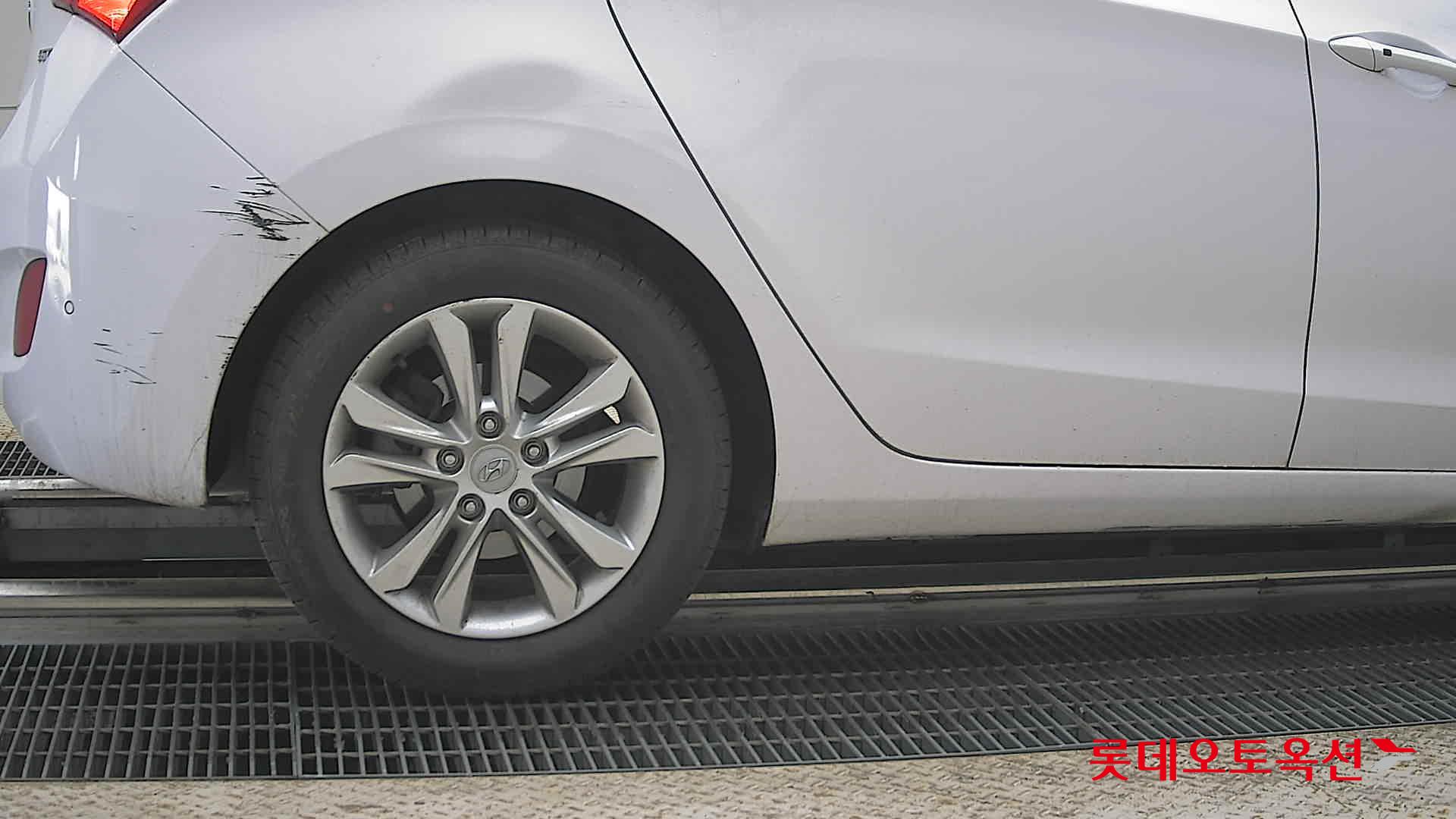Hyundai i30 - 28