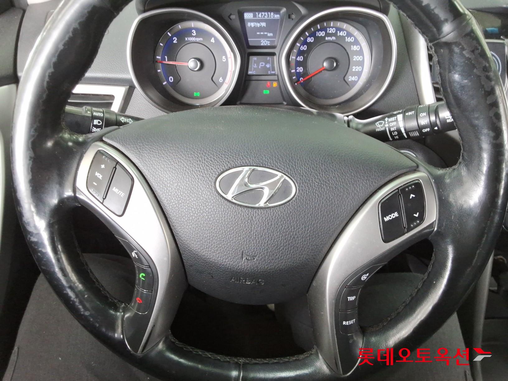 Hyundai i30 - 30