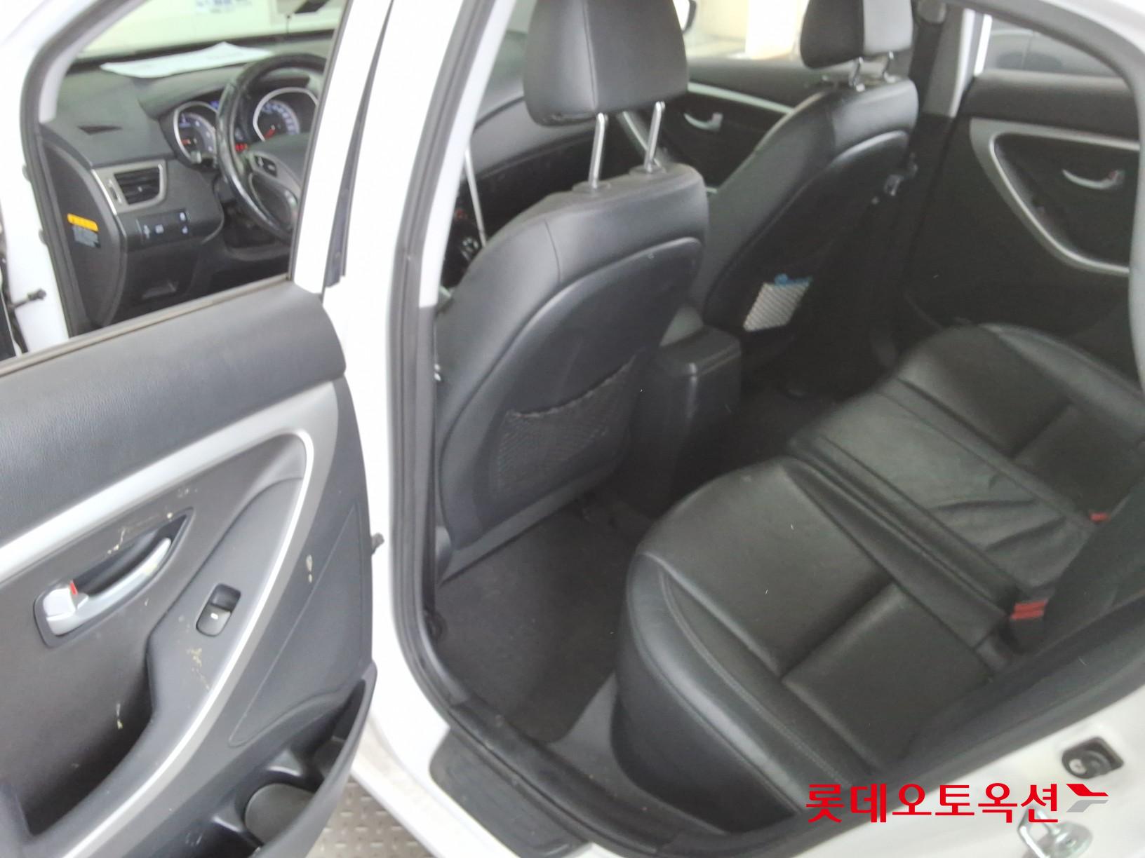 Hyundai i30 - 37