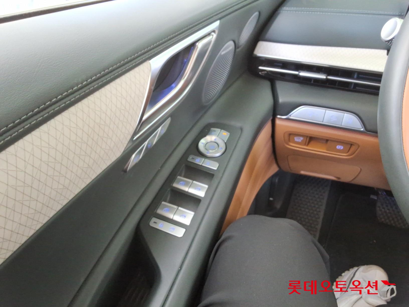 Genesis GV80 - 29